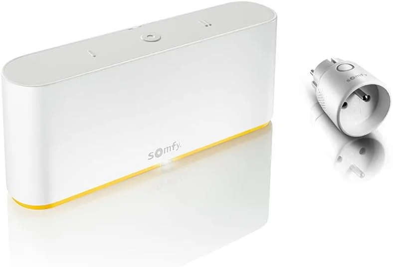 کنترل هوشمند Somfy 1870998 - Tahoma Switch به همراه 1 سوکت متصل IO