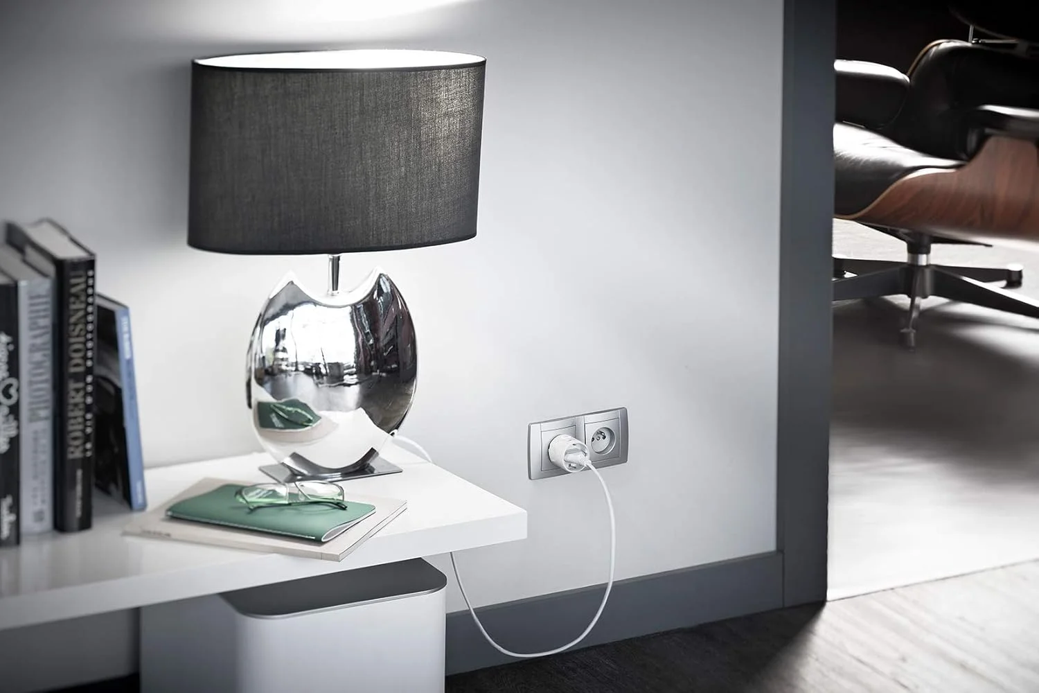 کنترل هوشمند Somfy 1870998 - Tahoma Switch به همراه 1 سوکت متصل IO کنترل هوشمند Somfy 1870998 - Tahoma Switch به همراه 1 سوکت متصل IO