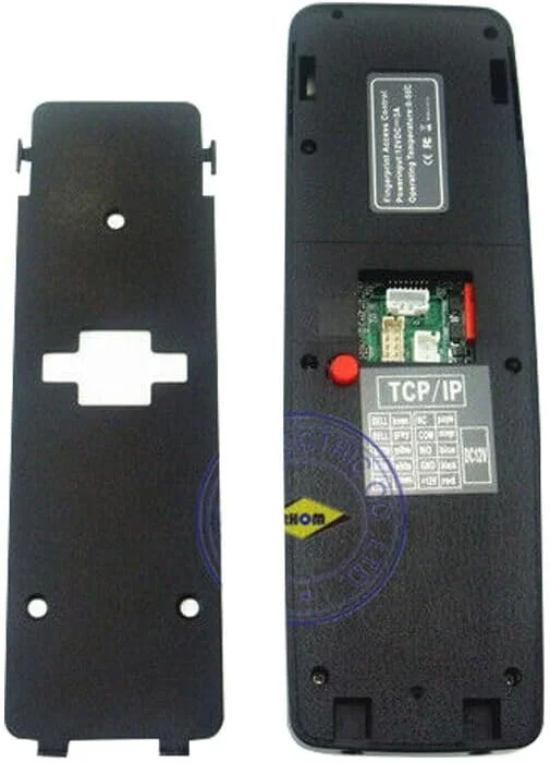 دستگاه کنترل تردد اثر انگشت و حضور و غیاب با صفحه نمایش رنگی TFT و پروتکل TCP/IP دستگاه کنترل تردد اثر انگشت و حضور و غیاب با صفحه نمایش رنگی TFT و پروتکل TCP/IP