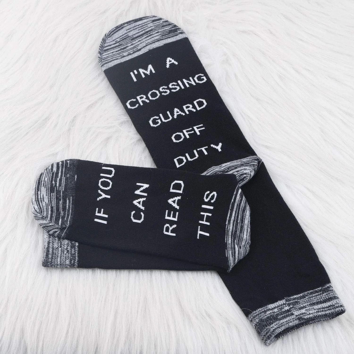 جوراب طرح "اگر می توانید این را بخوانید، من در حال استراحت هستم" - هدیه ای برای نگهبان عبور و مرور
