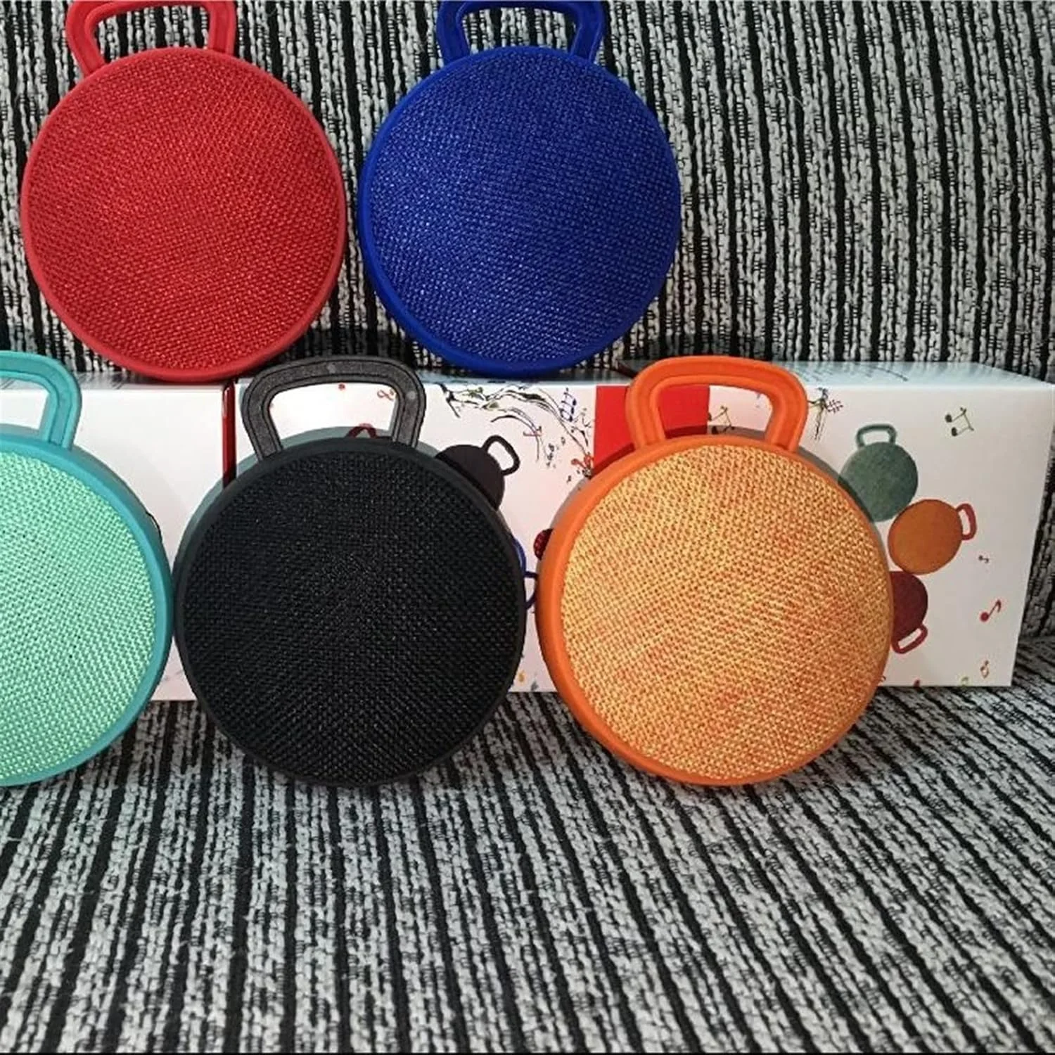 دستگاه پخش صدا ZURBAA اسپیکر بلوتوث قابل حمل با قلاب، ساب ووفر، تماس هندزفری، استریو موزیک دستگاه پخش صدا ZURBAA اسپیکر بلوتوث قابل حمل با قلاب، ساب ووفر، تماس هندزفری، استریو موزیک