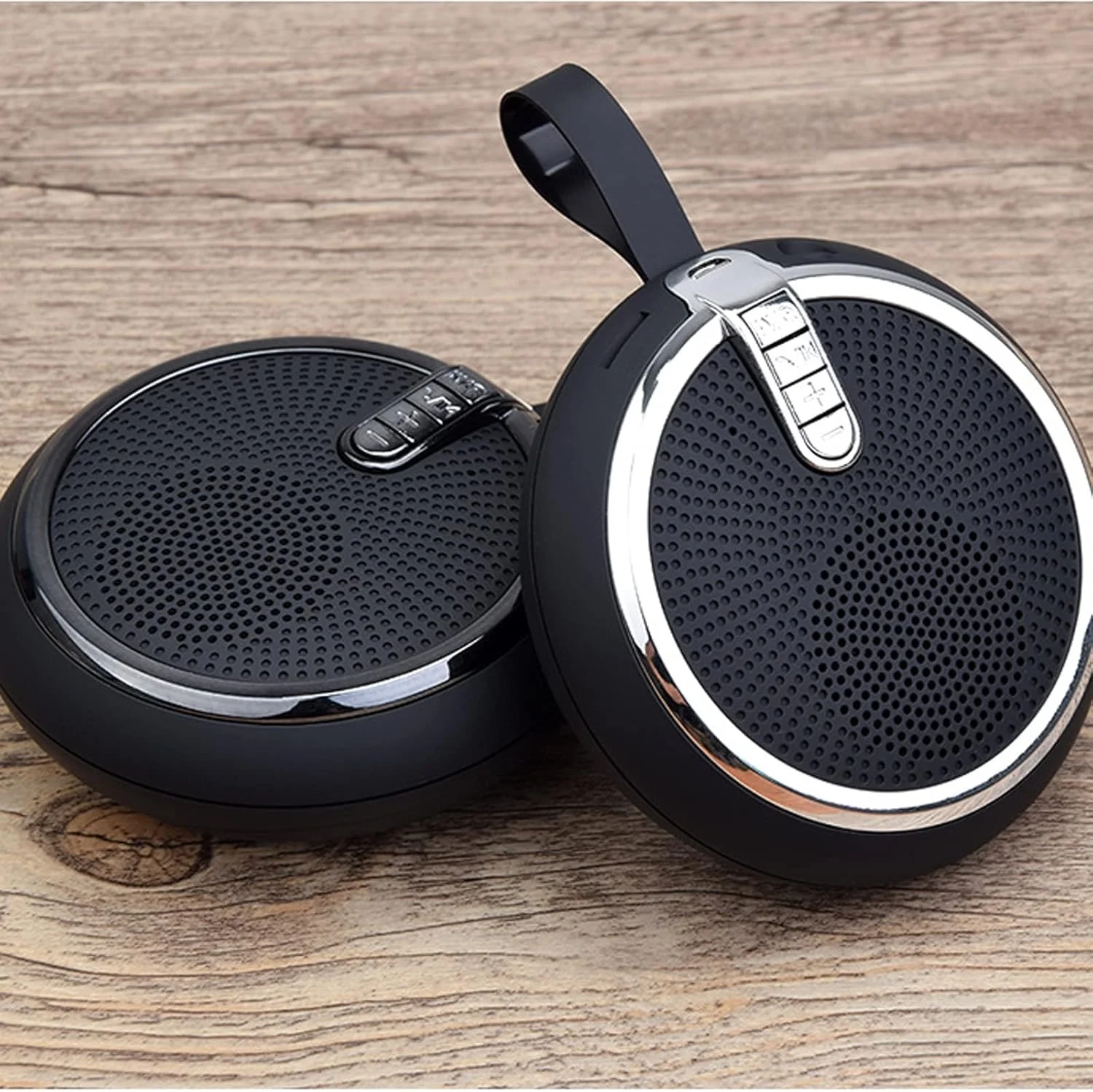 اسپیکر بلوتوثی دستگاه پخش صدا، اسپیکر بی سیم قابل حمل برای فضای باز، صدای استریو سه بعدی فراگیر، پشتیبانی از بیس قوی (رنگ: Hortel) اسپیکر بلوتوثی دستگاه پخش صدا، اسپیکر بی سیم قابل حمل برای فضای باز، صدای استریو سه بعدی فراگیر، پشتیبانی از بیس قوی (رنگ: Hortel)