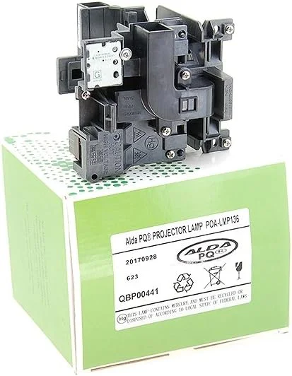 لامپ جایگزین پروژکتور ممتاز Alda PQ سازگار با POA-LMP136 برای پروژکتورهای SANYO POA-LMP136, PLC-XM150, PLC-XM150L, PLC-XM1500C, PLC-ZM5000, LP-ZM5000، لامپ با محفظه