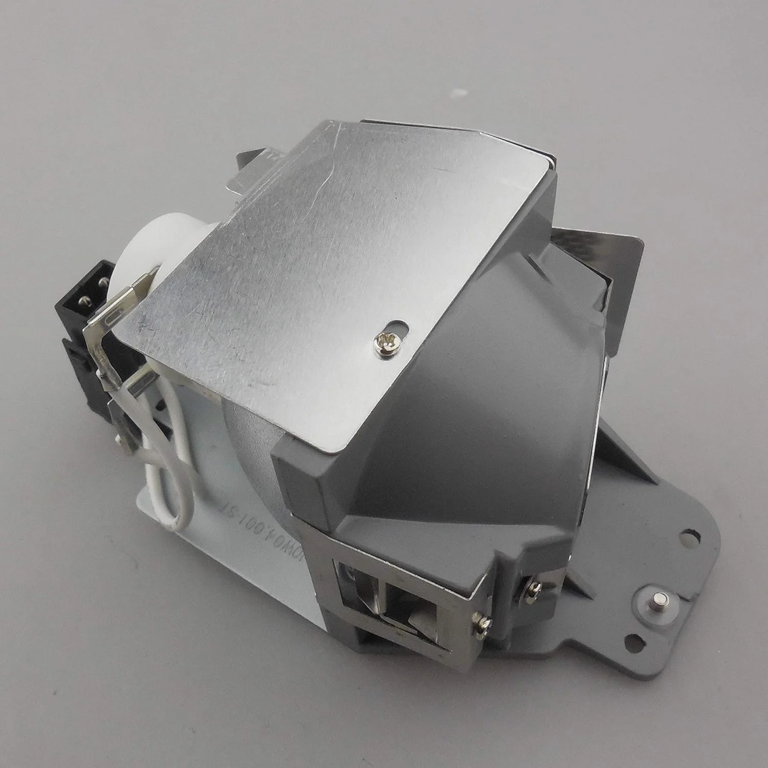 ماژول لامپ پروژکتور جایگزین CTLAMP مدل 5J.J9H05.001 با محفظه سازگار با BENQ HT1075 HT1085ST W1070+ W1400 W1500 i700 i701JD