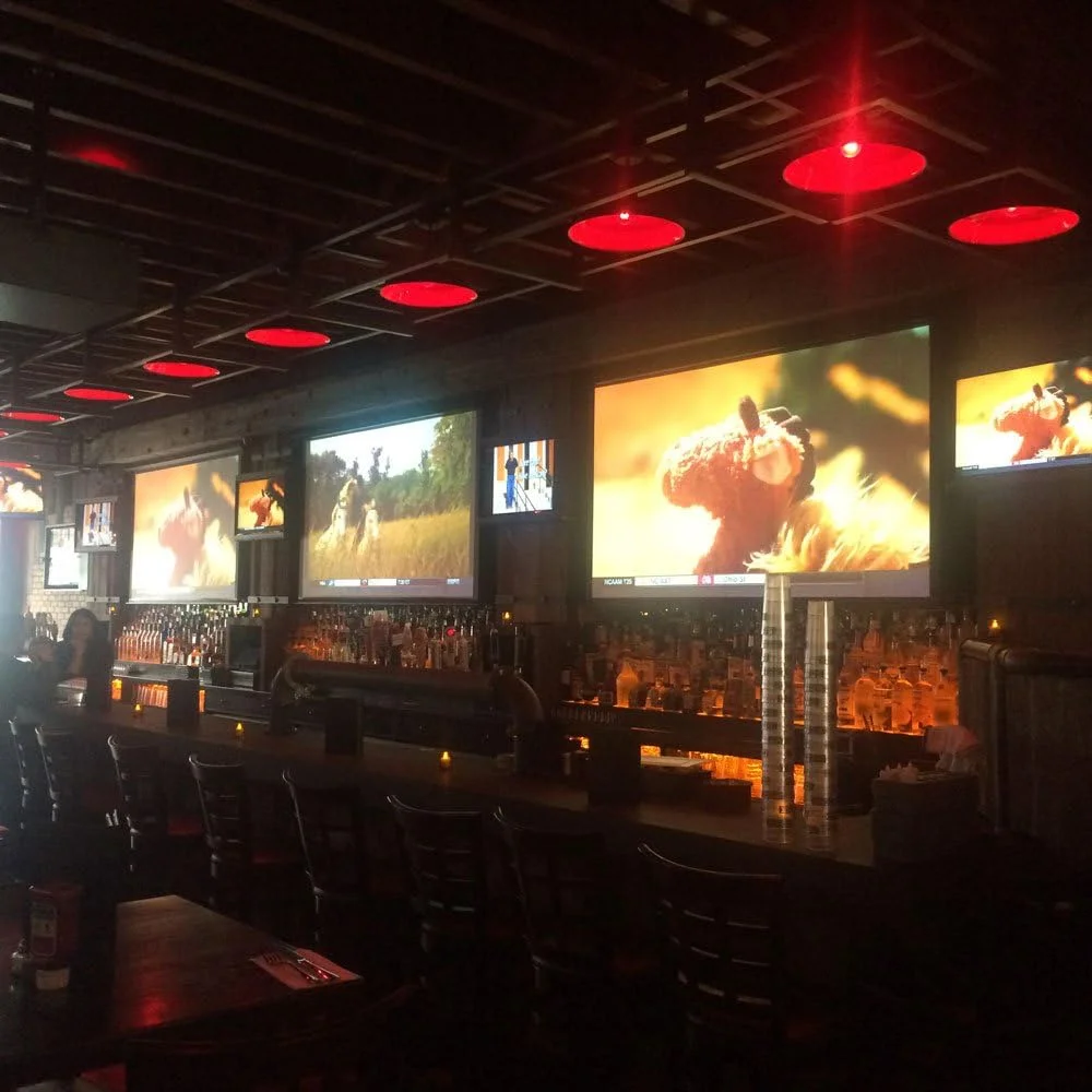 پرده نمایش برقی موتوردار الیت اسکرینز اسپکتروم با قابلیت چند نسبت تصویر، حداکثر اندازه 120 اینچ مورب 4:3 + 110 اینچ مورب 16:9، مناسب سینمای خانگی و پروژکتورهای 8K/4K Ultra HD، ELECTRIC120V پرده نمایش برقی موتوردار الیت اسکرینز اسپکتروم با قابلیت چند نسبت تصویر، حداکثر اندازه 120 اینچ مورب 4:3 + 110 اینچ مورب 16:9، مناسب سینمای خانگی و پروژکتورهای 8K/4K Ultra HD، ELECTRIC120V