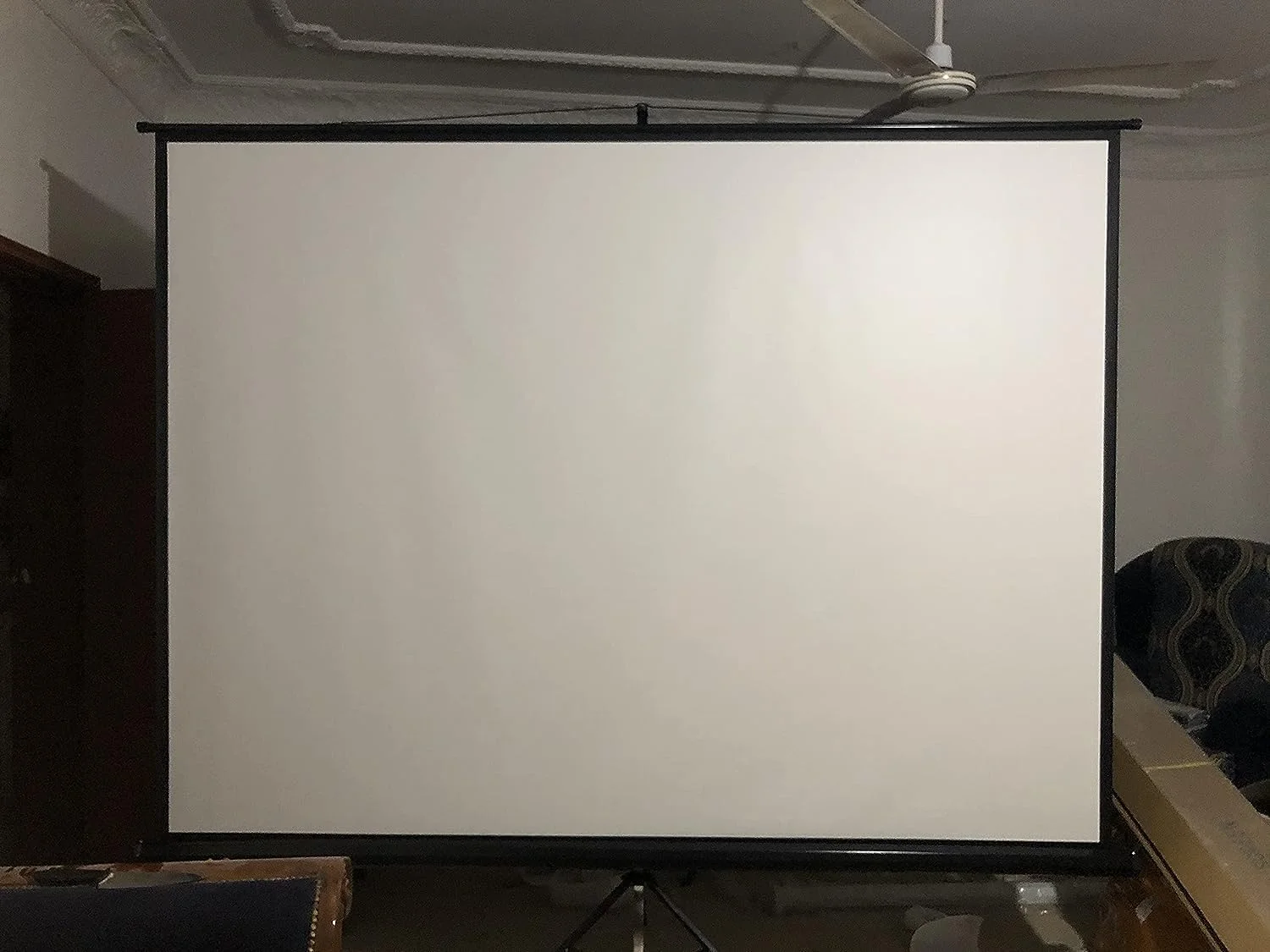 پرده نمایش پروژکتور قابل حمل 120 اینچ مورب HD 4:3 با پایه سه پایه تاشو، 244 در 183 سانتی متر