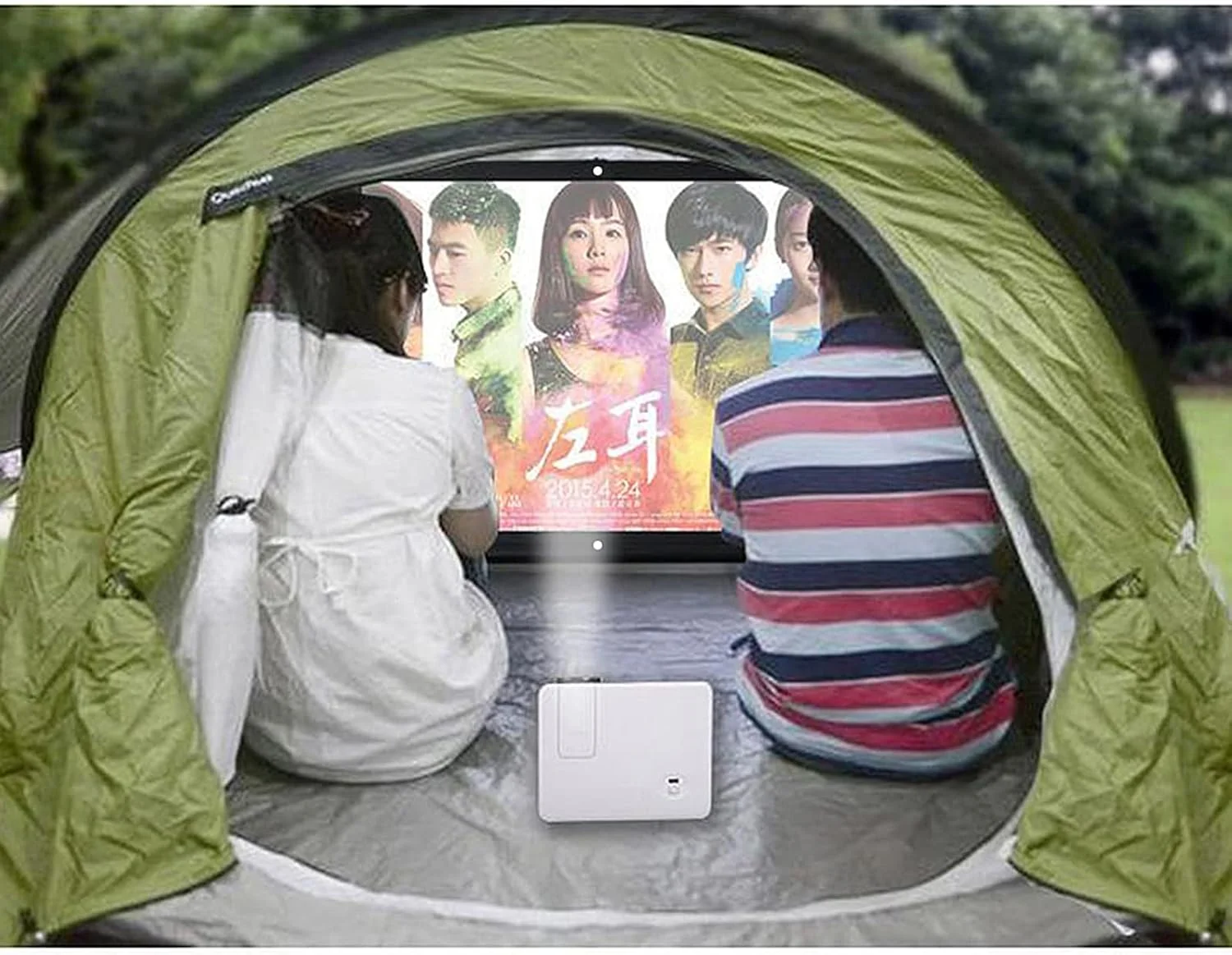 پرده نمایش پروژکتور قابل حمل ایرووامی مدل H70 با ابعاد 70 اینچ، HD 16:9، از جنس داکرون سفید، تاشو مناسب برای سینمای خانگی، نصب روی دیوار، استفاده در فضای داخلی و خارجی پرده نمایش پروژکتور قابل حمل ایرووامی مدل H70 با ابعاد 70 اینچ، HD 16:9، از جنس داکرون سفید، تاشو مناسب برای سینمای خانگی، نصب روی دیوار، استفاده در فضای داخلی و خارجی