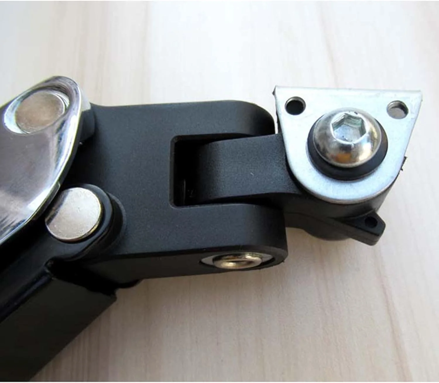 پایه پروژکتور شیب دار فنری گازی یونیورسال، پایه سقفی آلیاژ آلومینیوم با چرخش 360 درجه