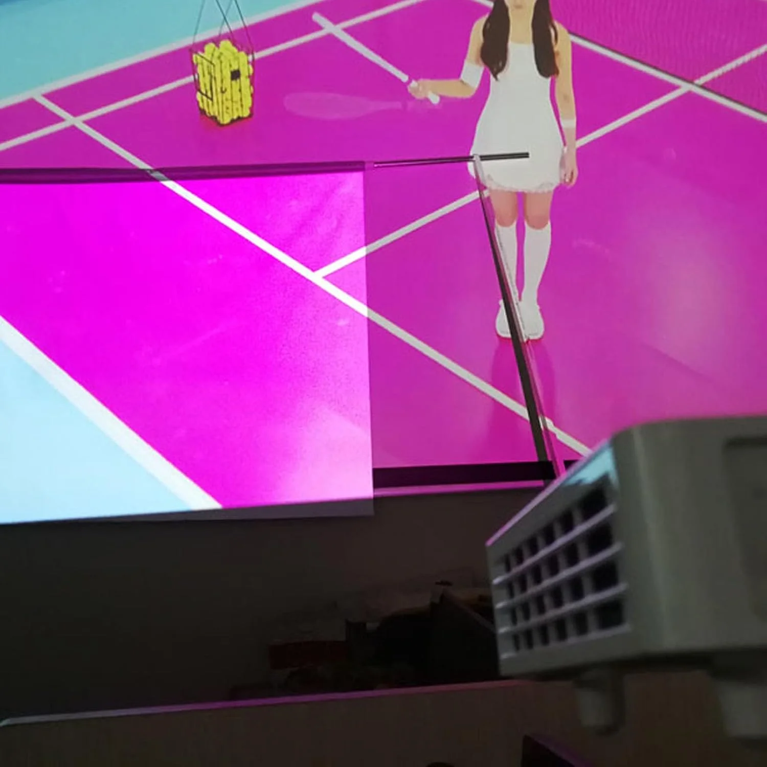 پرده نمایش پروژکتور، پرده نمایش ضد نور PVC مصنوعی قابل شستشو برای داخل و خارج از منزل، ضد چروک 16:9 HD جلو و عقب برای سینمای خانگی، نصب دیواری با قلاب