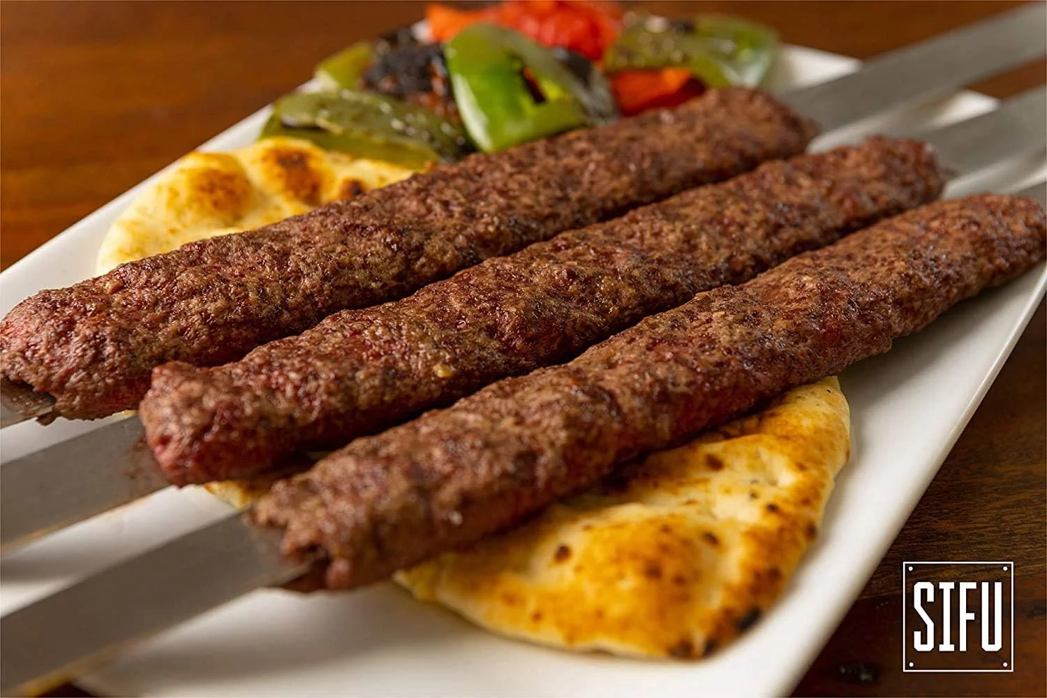 سیخ کوبیده تخت، استیل ضد زنگ درجه یک، ضروری برای غذاهای ایرانی، ترکی و برزیلی، ایده آل برای انواع کباب، 58 سانتی متر طول و 2.5 سانتی متر عرض، ست 4 عددی سیخ کوبیده تخت، استیل ضد زنگ درجه یک، ضروری برای غذاهای ایرانی، ترکی و برزیلی، ایده آل برای انواع کباب، 58 سانتی متر طول و 2.5 سانتی متر عرض، ست 4 عددی