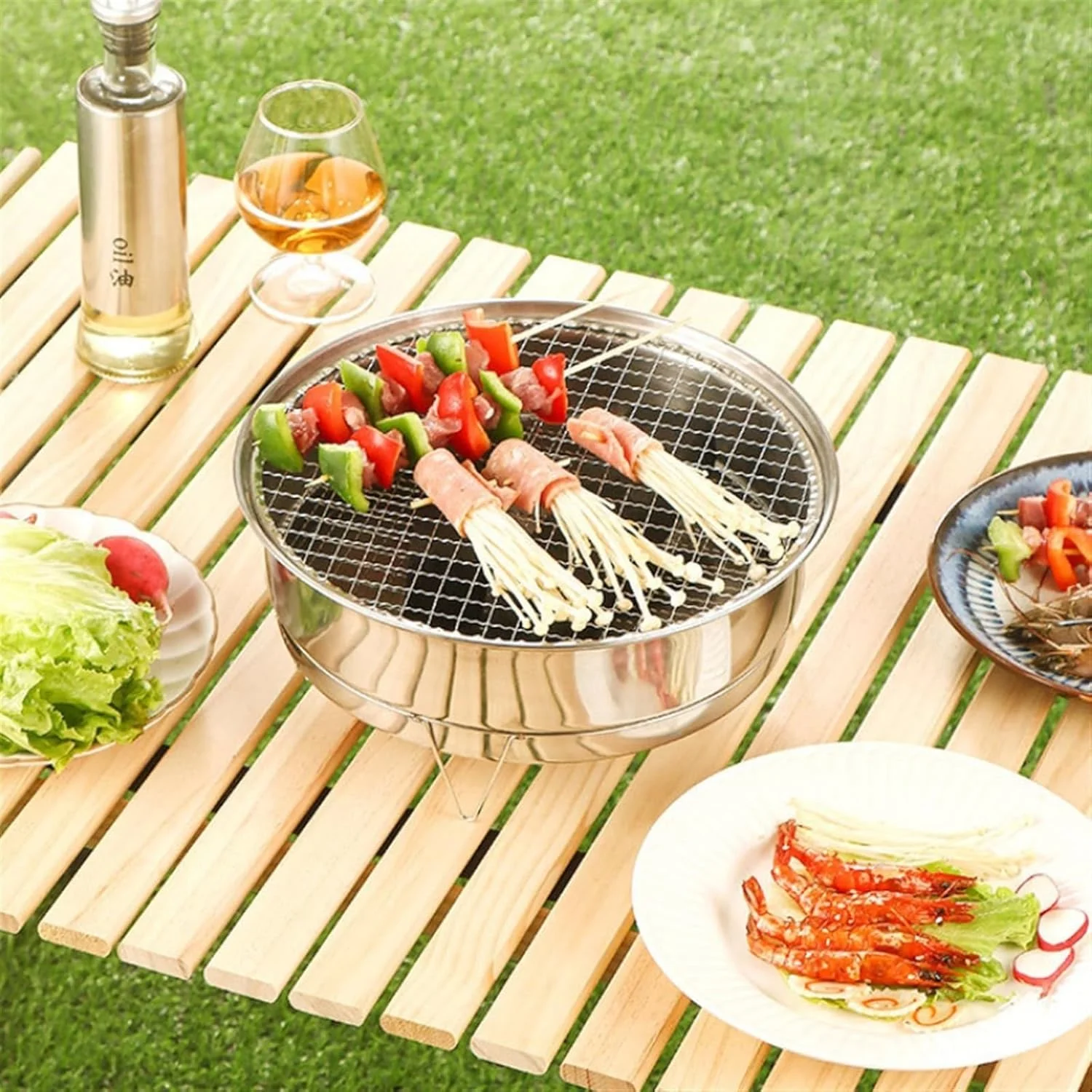 منقل کباب زغالی اسکایرا مناسب پیک نیک و کمپینگ، قابل حمل، دارای توری های آهنی و قفسه فر منقل کباب زغالی اسکایرا مناسب پیک نیک و کمپینگ، قابل حمل، دارای توری های آهنی و قفسه فر