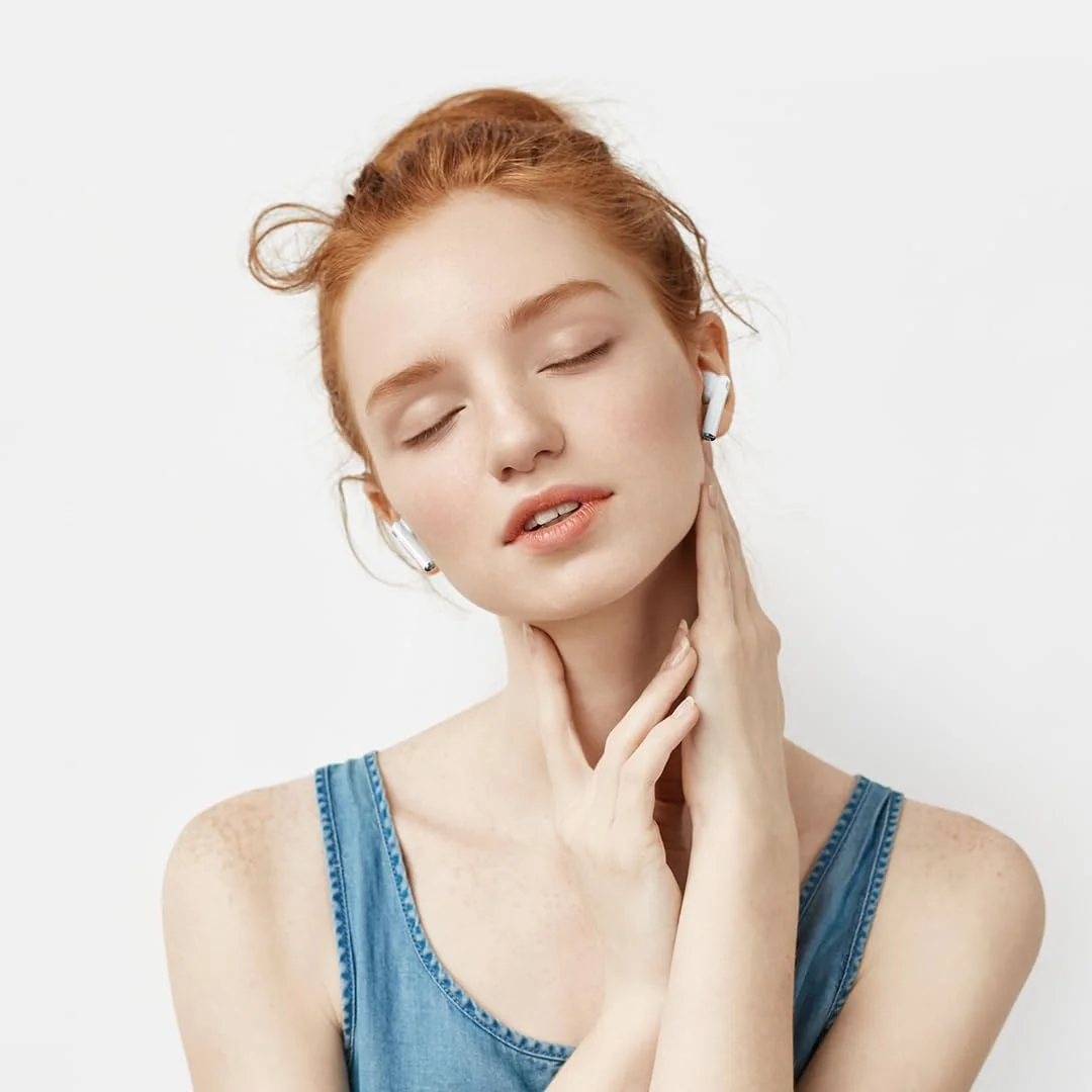 هدفون بی سیم هایلو X1 PLus T013، درایور دینامیک 12 میلی متری، اتصال پایدار بلوتوث 5.4، ENC چهار میکروفونه برای تماس، حالت مونو/استریو، عمر باتری 24 ساعته و تاخیر بسیار کم برای بازی روان - سفید هدفون بی سیم هایلو X1 PLus T013، درایور دینامیک 12 میلی متری، اتصال پایدار بلوتوث 5.4، ENC چهار میکروفونه برای تماس، حالت مونو/استریو، عمر باتری 24 ساعته و تاخیر بسیار کم برای بازی روان - سفید