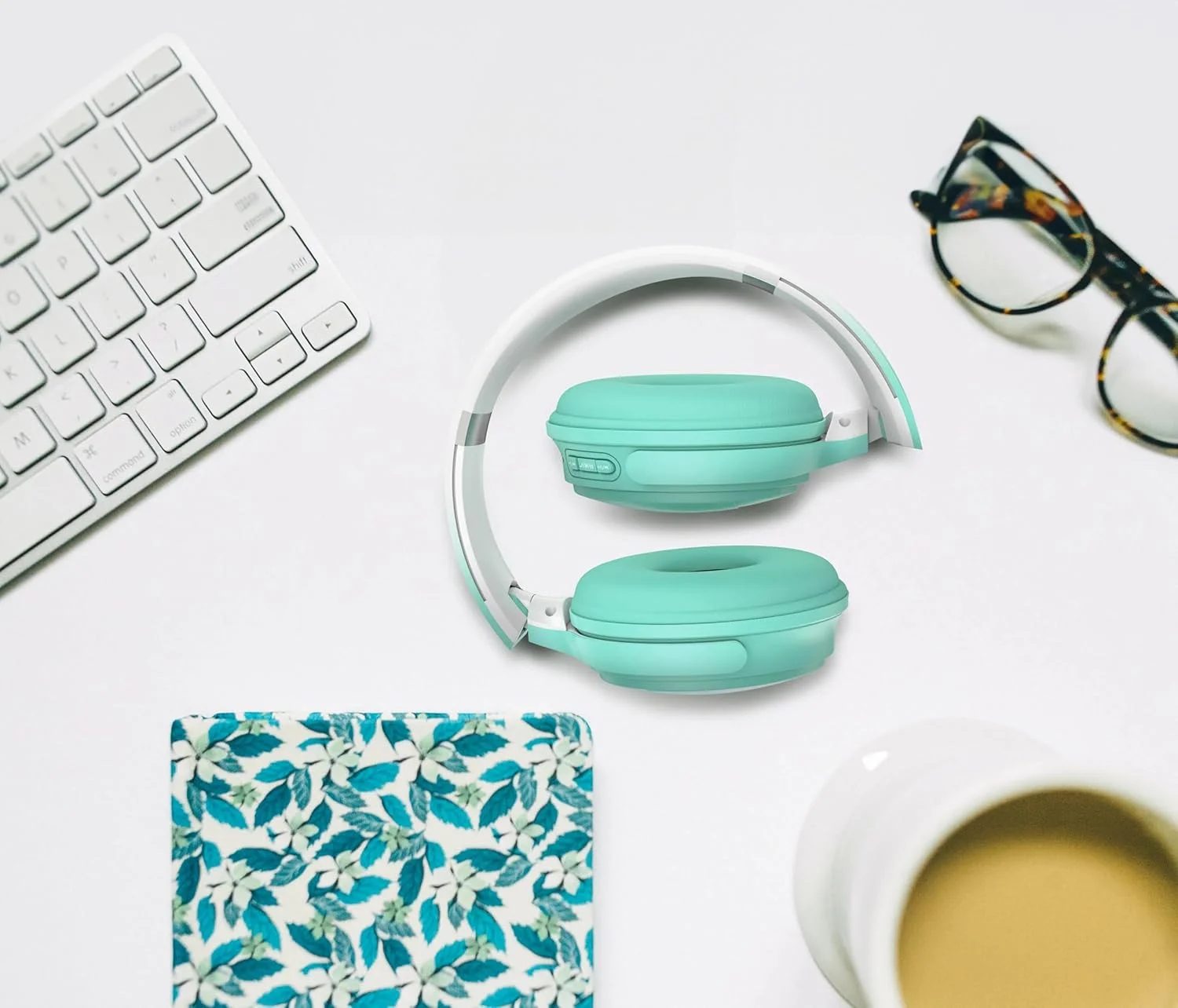 هدفون بی سیم محدود Porodo Soundtec با بیس فوق العاده - سبز هدفون بی سیم محدود Porodo Soundtec با بیس فوق العاده - سبز