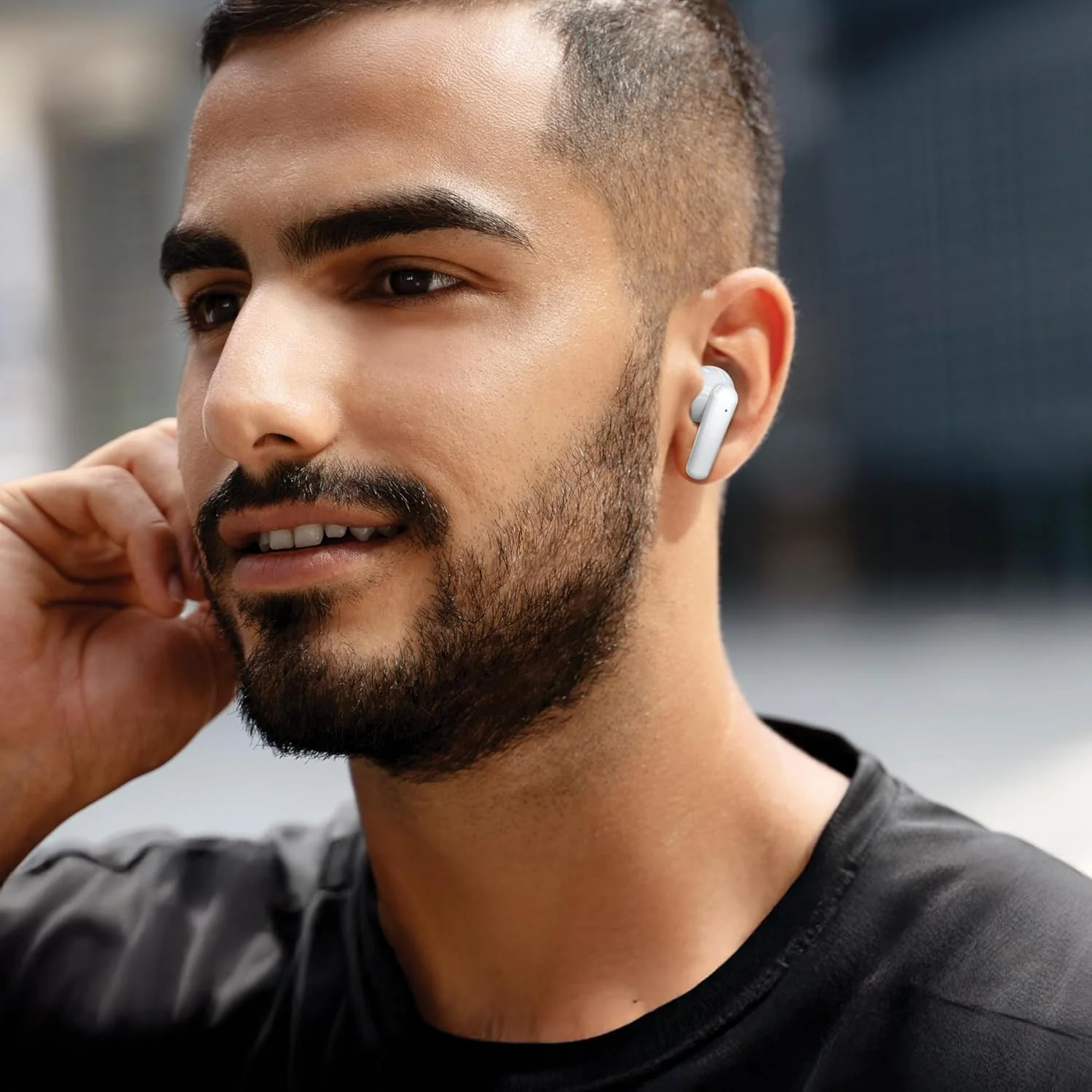 هدفون بی سیم Porodo Soundtec Vibe، دستیار صوتی، BT V5.3، کنترل لمسی، میکروفون 360 درجه، صدای استریو، تا 9 ساعت پخش، صدای فراگیر، برد انتقال 10 متری (سفید) هدفون بی سیم Porodo Soundtec Vibe، دستیار صوتی، BT V5.3، کنترل لمسی، میکروفون 360 درجه، صدای استریو، تا 9 ساعت پخش، صدای فراگیر، برد انتقال 10 متری (سفید)