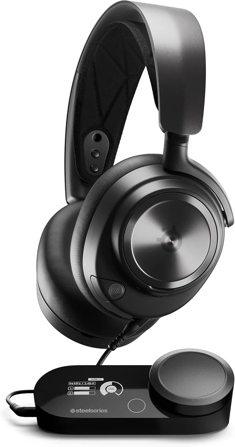 هدست گیمینگ چند منظوره SteelSeries Arctis Nova Pro - درایورهای Hi-Fi ممتاز - صدای Hi-Res - صدای فضایی 360 درجه - GameDAC Gen2 - میکروفون جمع شونده مخفی - PC، PS5/PS4، Switch