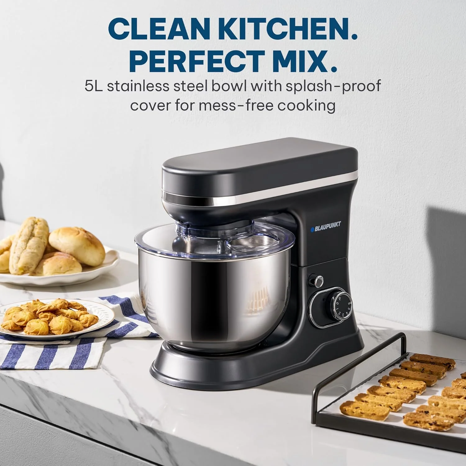 میکسر ایستاده بلواوپانک 1000 وات – 6 سرعته با عملکرد پالس، کاسه استیل ضد زنگ 5 لیتری، قلاب خمیر، همزن، مفتول سیمی، چرخ دنده فلزی، سیستم اختلاط سیاره ای، محافظ پاشش، سر کج شونده – PMS510