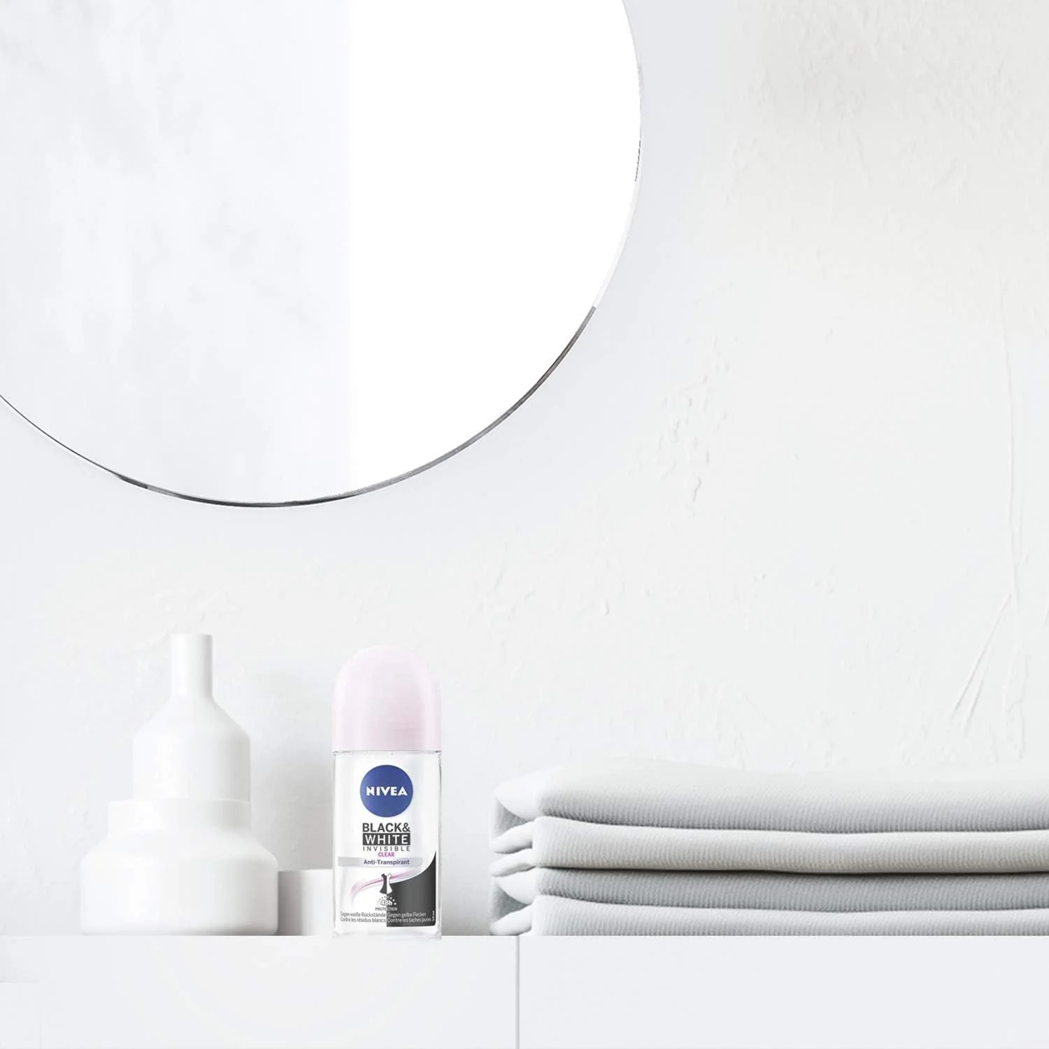 رول ضد تعریق زنانه نیوآ مدل Black & White Invisible حجم 50 میل