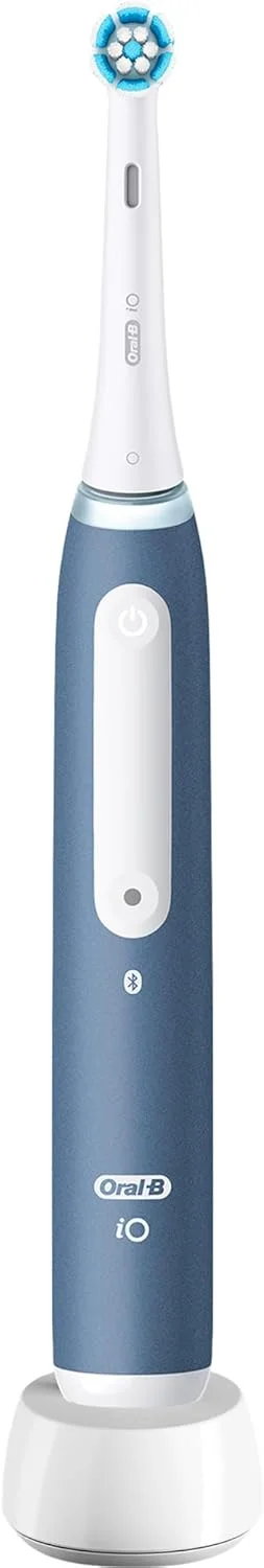 مسواک برقی اورال-بی iO My Way مناسب برای افراد بالای 10 سال، دارای 4 حالت تمیز کردن برای مراقبت از دندان، به همراه یک سری برس جایگزین اضافی برای ارتودنسی، 1 عدد جعبه مسافرتی، طراحی شده توسط براون، آبی اقیانوسی