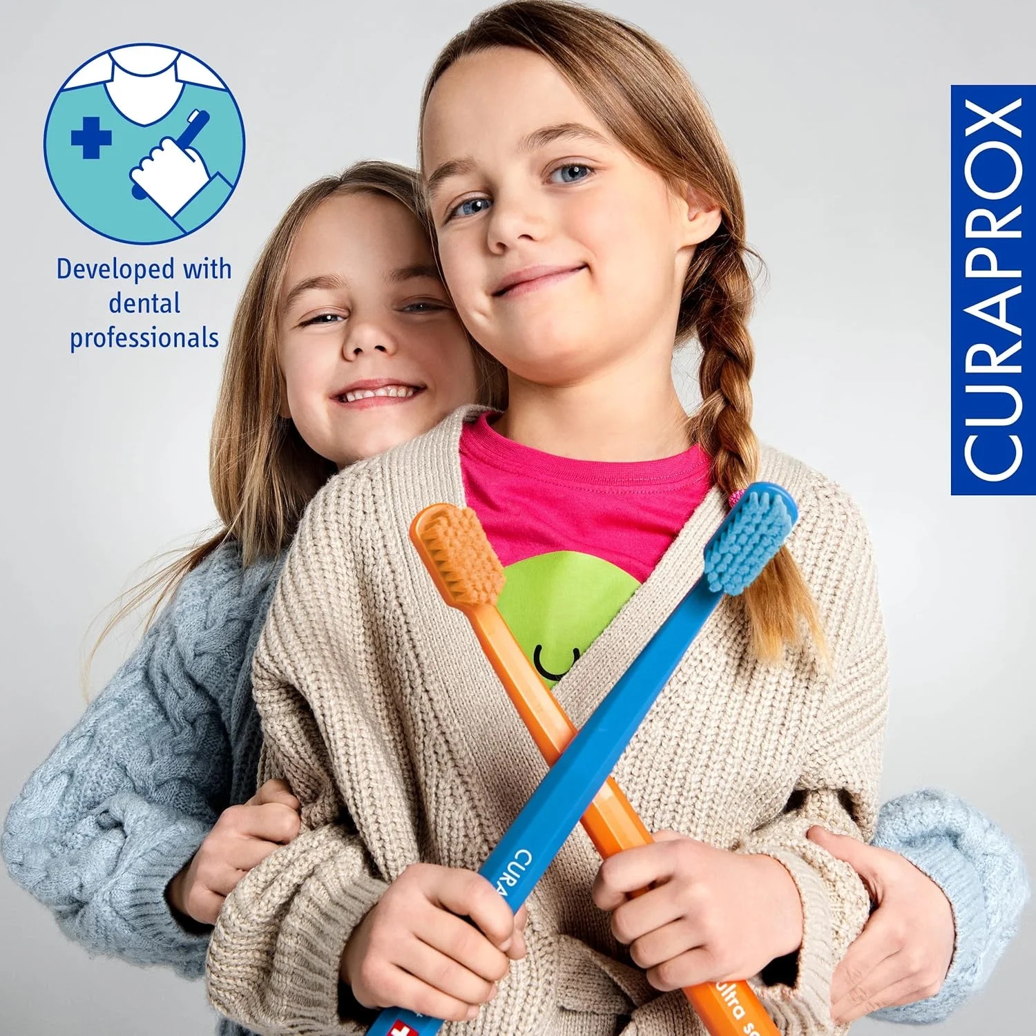 مسواک دستی کودکانه Curaprox CS Kids با 5500 الیاف بسیار نرم CUREN و سر کوچک - رنگ تصادفی مسواک دستی کودکانه Curaprox CS Kids با 5500 الیاف بسیار نرم CUREN و سر کوچک - رنگ تصادفی
