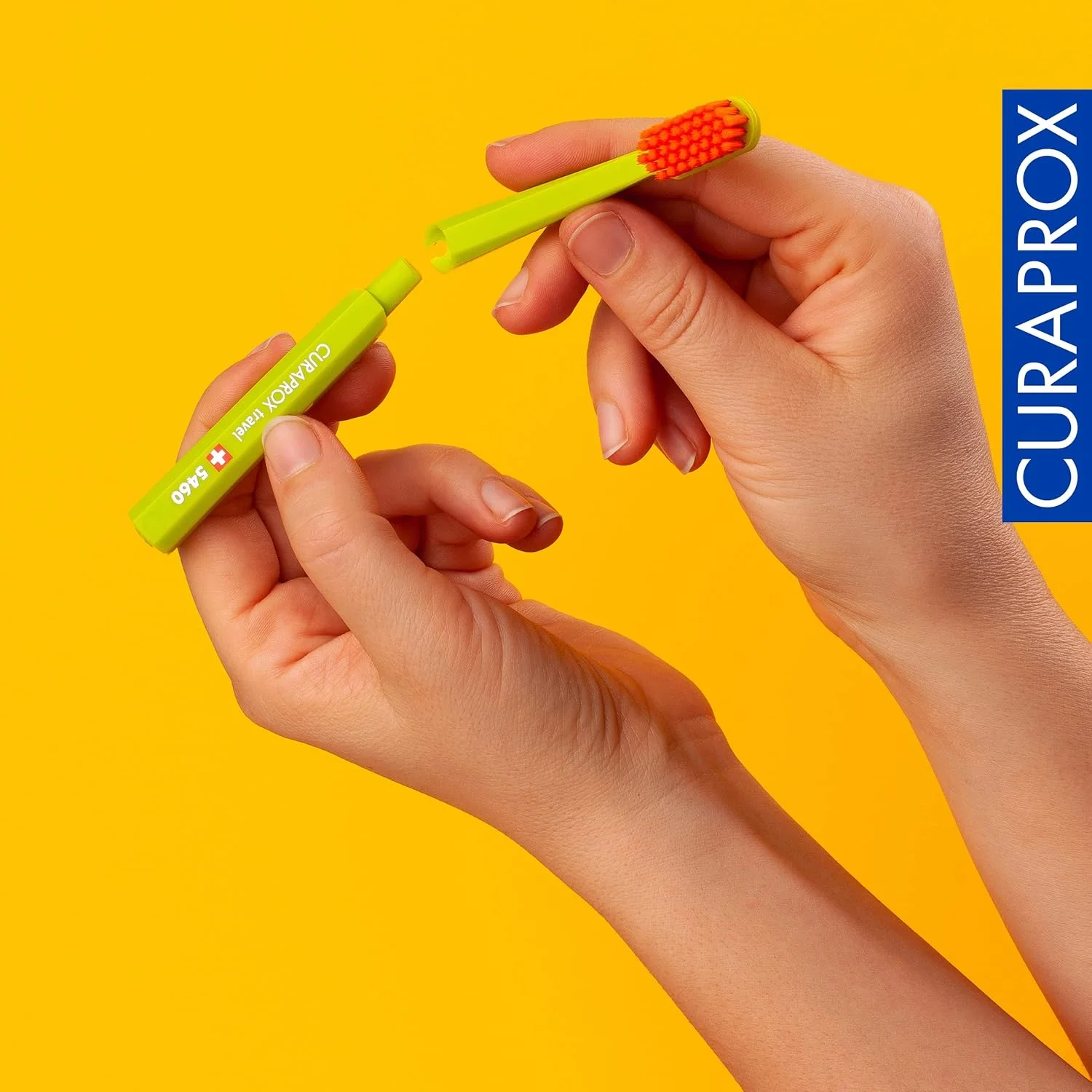 سری یدک مسواک مسافرتی Curaprox CS 5460 | سری یدک فوق العاده نرم برای لثه های حساس، تمیز کردن ملایم، بسته 2 عددی، رنگ های متنوع سری یدک مسواک مسافرتی Curaprox CS 5460 | سری یدک فوق العاده نرم برای لثه های حساس، تمیز کردن ملایم، بسته 2 عددی، رنگ های متنوع