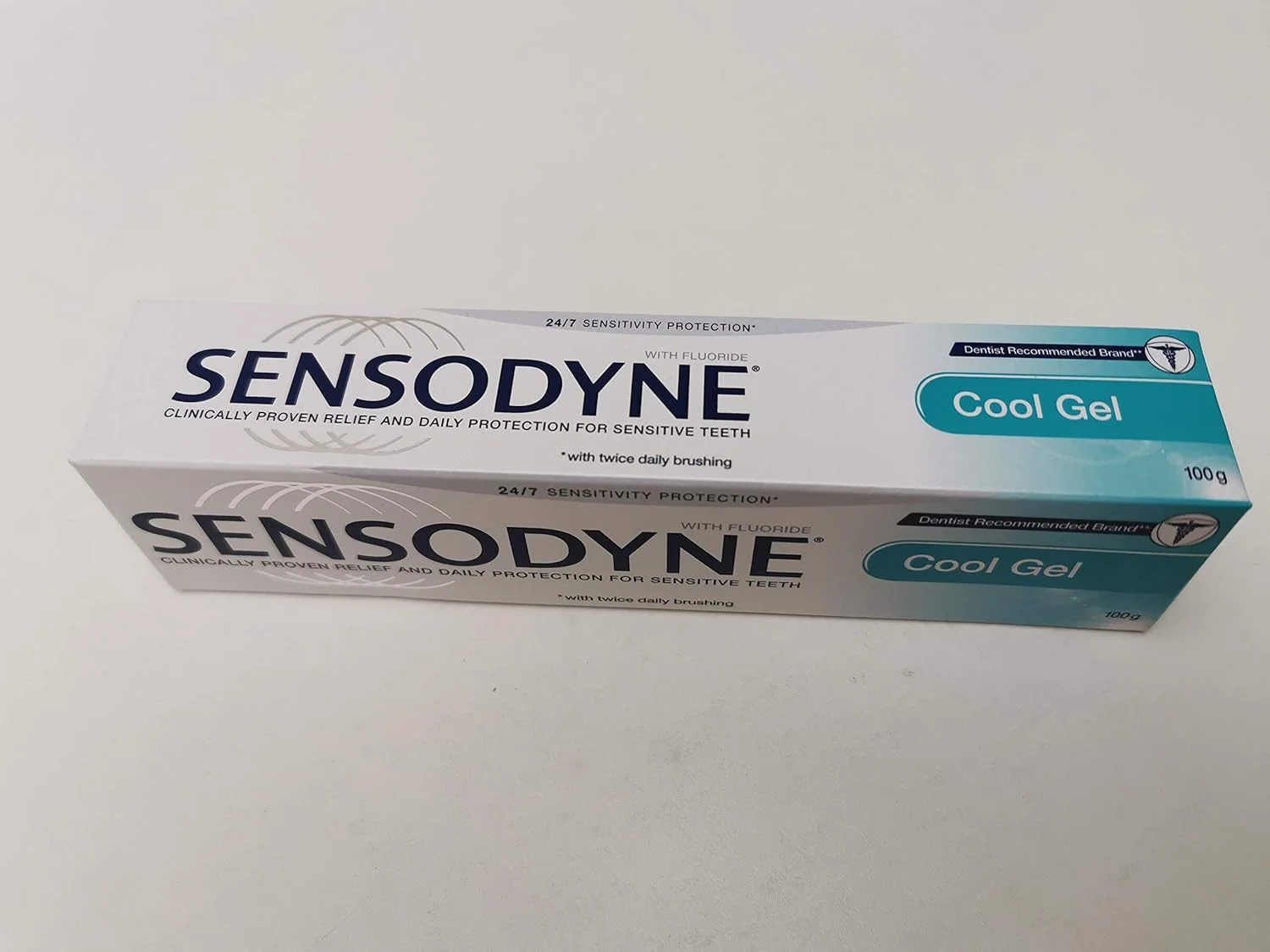 خمیر دندان ژلی خنک کننده سنسوداین GSK برای محافظت از دندان های حساس (100 گرم) - بسته 3 عددی خمیر دندان ژلی خنک کننده سنسوداین GSK برای محافظت از دندان های حساس (100 گرم) - بسته 3 عددی