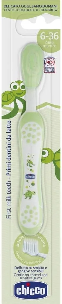 خمیر دندان کودک چیکو با طعم توت فرنگی به همراه مسواک زرد و سبز