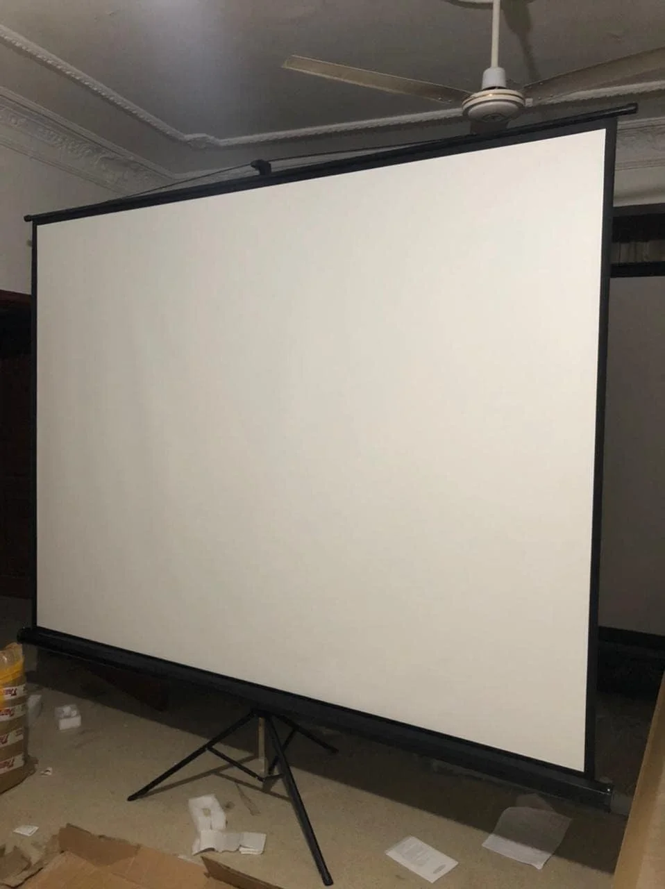 پایه نمایشگر، 120 اینچ 4:3، پایه تاشو سبک وزن، دستی، پرده نمایش فیلم سینمای خانگی، آماده برای 4K / 8K Ultra HDR 3D، طراحی بدون چروک پایه نمایشگر، 120 اینچ 4:3، پایه تاشو سبک وزن، دستی، پرده نمایش فیلم سینمای خانگی، آماده برای 4K / 8K Ultra HDR 3D، طراحی بدون چروک