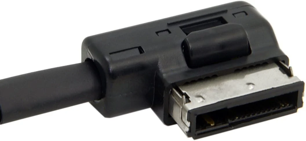 کابل صوتی و تصویری 3 RCA به AMI MMI مادگی برای خودروهای Audi A1 A7 A8 VW کابل صوتی و تصویری 3 RCA به AMI MMI مادگی برای خودروهای Audi A1 A7 A8 VW