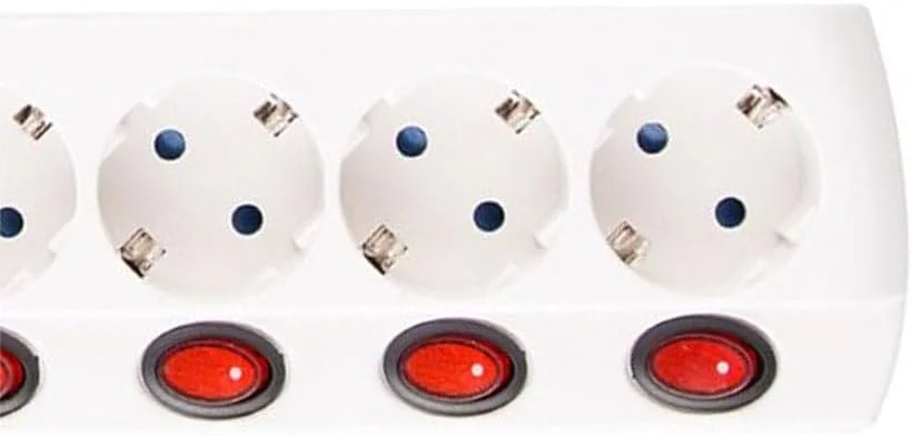 محافظ برق 6 خانه سفید رنگ با کلید تک پل، محافظت در برابر نوسانات برق، جمع شونده، 1.5 متری، محافظ کودک محافظ برق 6 خانه سفید رنگ با کلید تک پل، محافظت در برابر نوسانات برق، جمع شونده، 1.5 متری، محافظ کودک