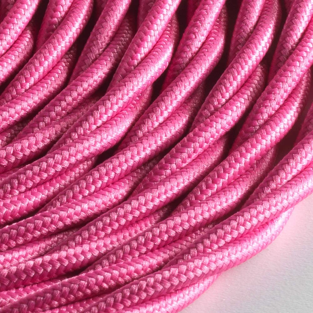 کابل پارچه ای بافته شده Klartext LUMIÈRE برای روشنایی 3x0.75 میلی متر صورتی 3 متر هشدار: کابل ارت موجود است! حداکثر ایمنی ضد شوک!