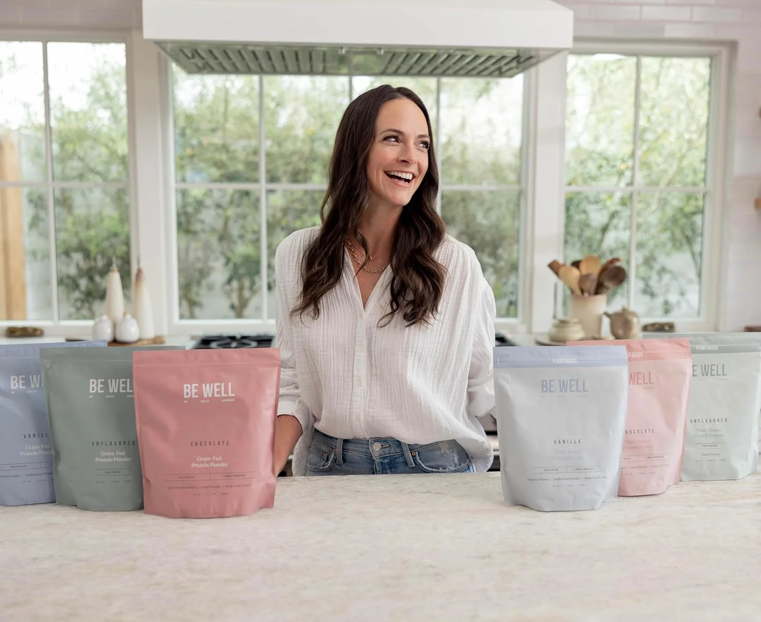 پودر پروتئین گیاهی وانیلی Be Well by Kelly، پروتئین گیاهی 20 گرمی، فیبر 8 گرمی، کربوهیدرات خالص 0 (3 ماده، 20 سروینگ) 9 آمینو اسید + 3 BCAA، بدون سویا، بدون لبنیات، بدون استویا، بدون شکر افزوده 760 گرم