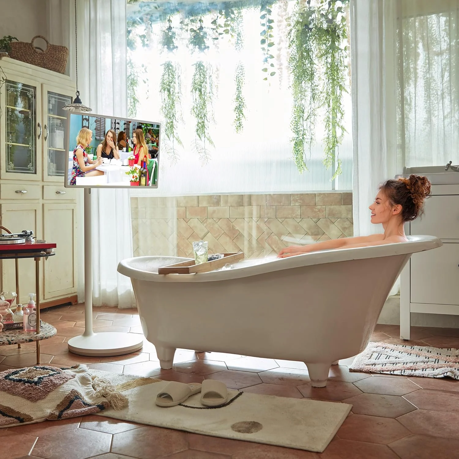 تلویزیون ال جی الکترونیکس مدل StanbyME 27ART10 با صفحه نمایش لمسی 68 سانتی‌متری (27 اینچ)، نرخ نوسازی 60 هرتز، باتری داخلی و اپلیکیشن‌های استریم