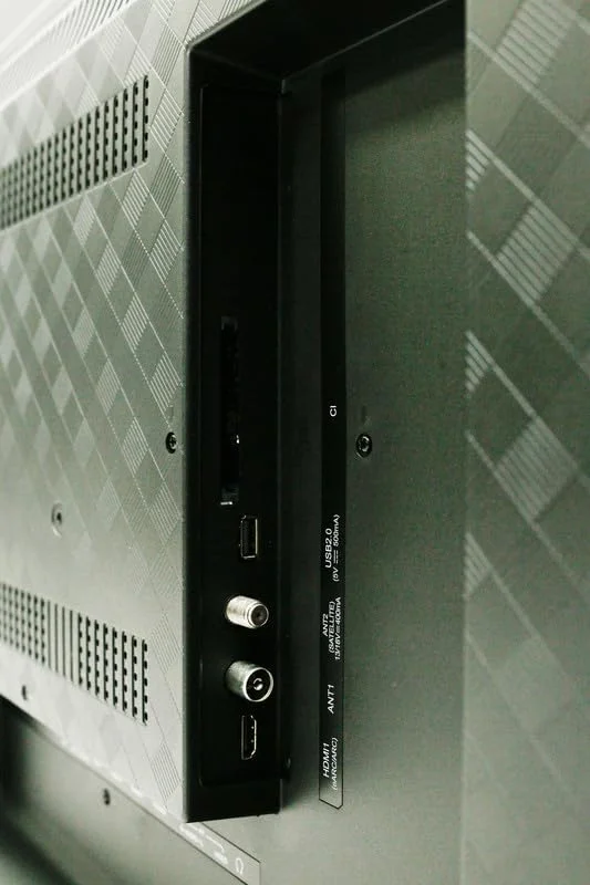 تلویزیون هوشمند 85 اینچی Blaupunkt 4K-UHD اندروید با Dolby Vision Dolby Atmos بلوتوث -85UB6210D ابعاد 189.9x45.1x117.16 سانتی متر - مشکی تلویزیون هوشمند 85 اینچی Blaupunkt 4K-UHD اندروید با Dolby Vision Dolby Atmos بلوتوث -85UB6210D ابعاد 189.9x45.1x117.16 سانتی متر - مشکی