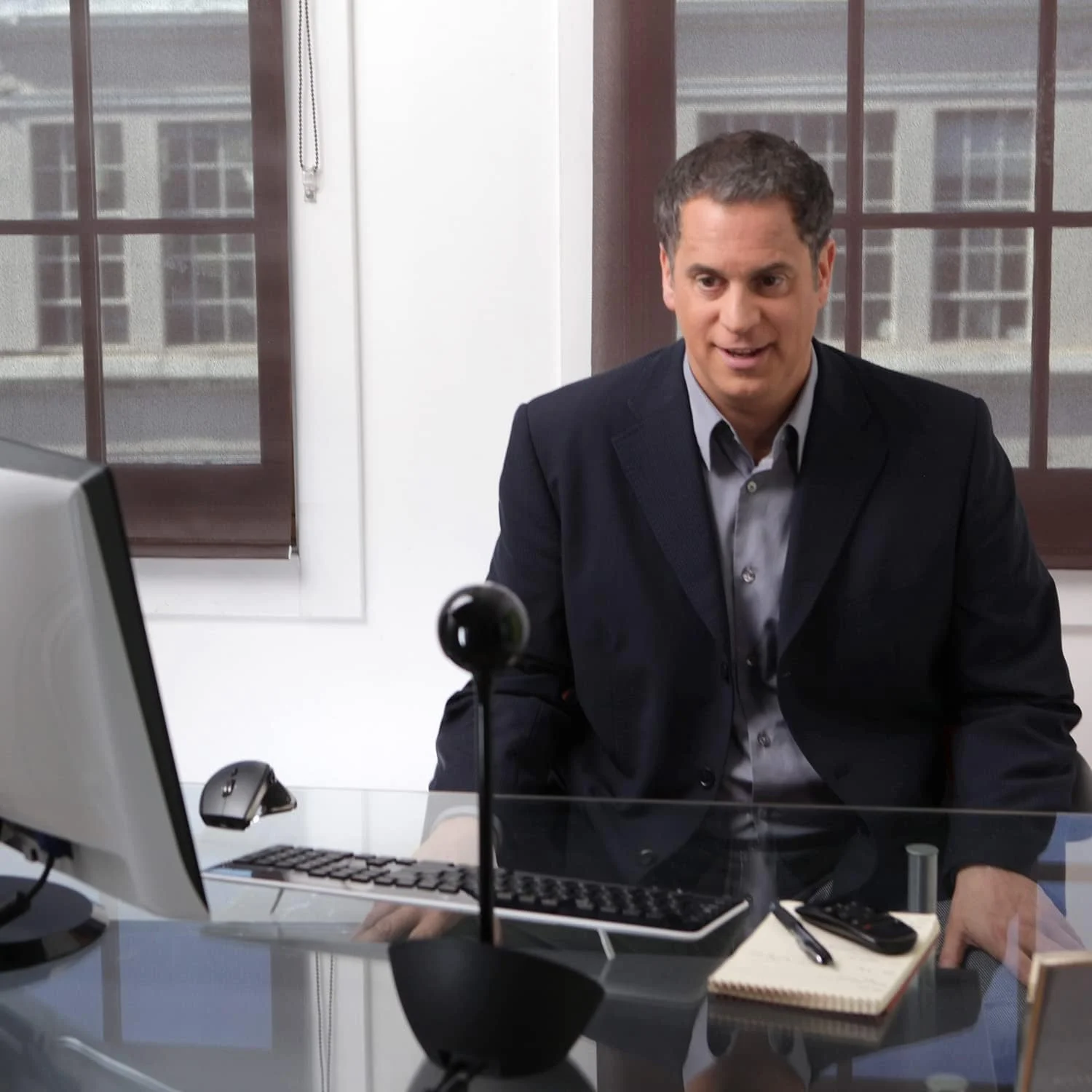 وب کم کنفرانس لاجیتک BCC950، دوربین HD 1080p با بلندگوی داخلی