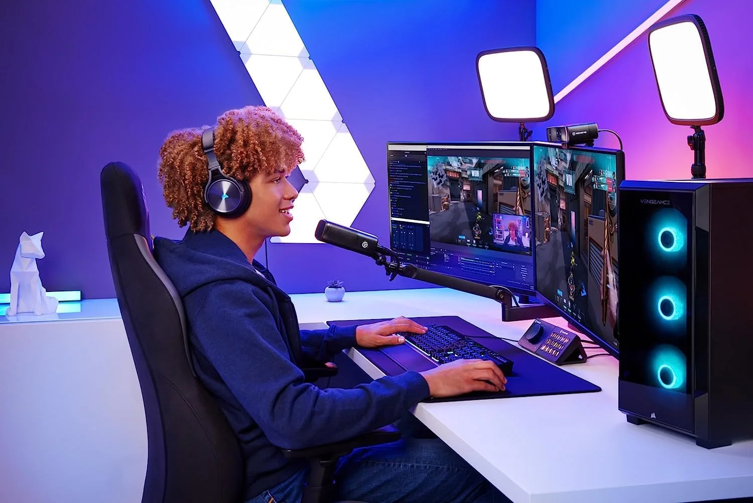 وب کم Elgato Facecam Pro، کیفیت تصویر فوق العاده 4K60 Ultra HD برای پخش زنده، بازی، تماس های ویدیویی، سنسور سونی، تصحیح نور پیشرفته، کنترل به سبک DSLR، زاویه دید عریض، سازگار با OBS، Teams، Zoom، PC/Mac وب کم Elgato Facecam Pro، کیفیت تصویر فوق العاده 4K60 Ultra HD برای پخش زنده، بازی، تماس های ویدیویی، سنسور سونی، تصحیح نور پیشرفته، کنترل به سبک DSLR، زاویه دید عریض، سازگار با OBS، Teams، Zoom، PC/Mac