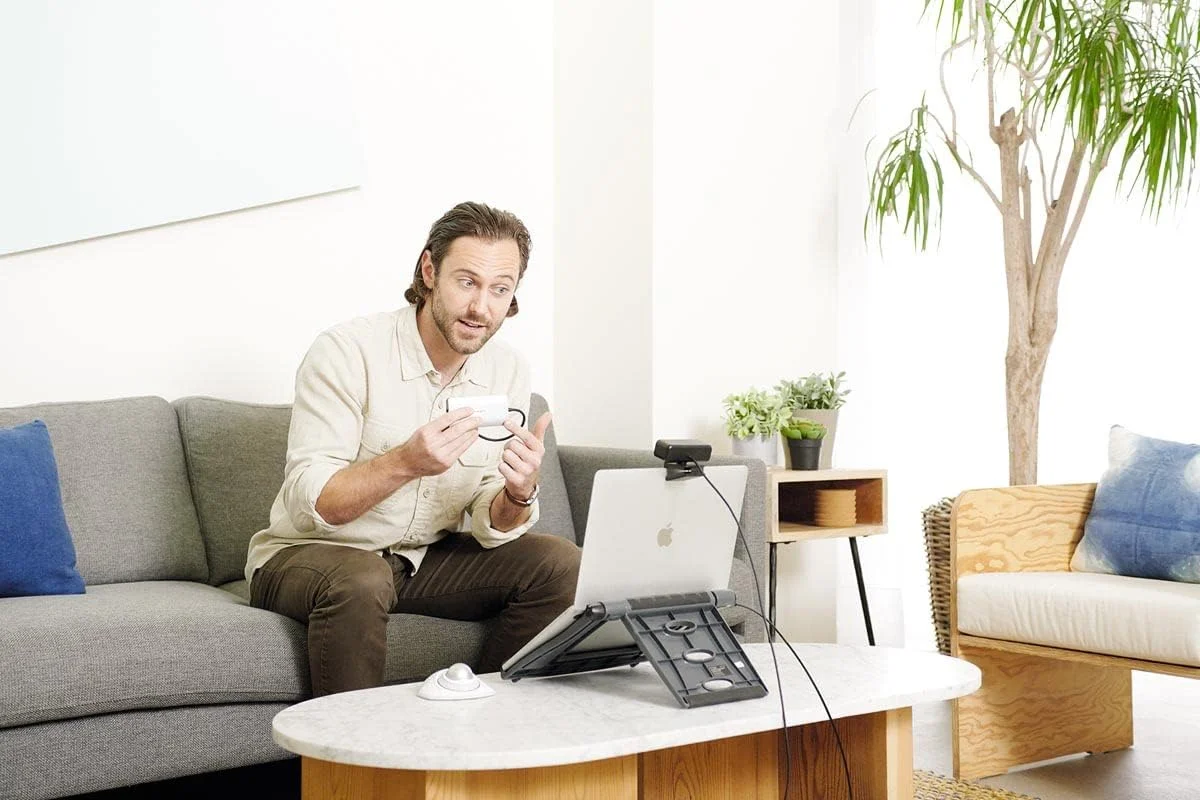 وب کم کنزینگتون W2050 Pro 1080p با فوکوس خودکار، تغذیه از طریق USB، دارای 2 میکروفون داخلی با قابلیت کاهش نویز، لنز واید با کیفیت HD، دوربین PC برای کنفرانس ویدیویی انفرادی یا گروهی (K81176WW)