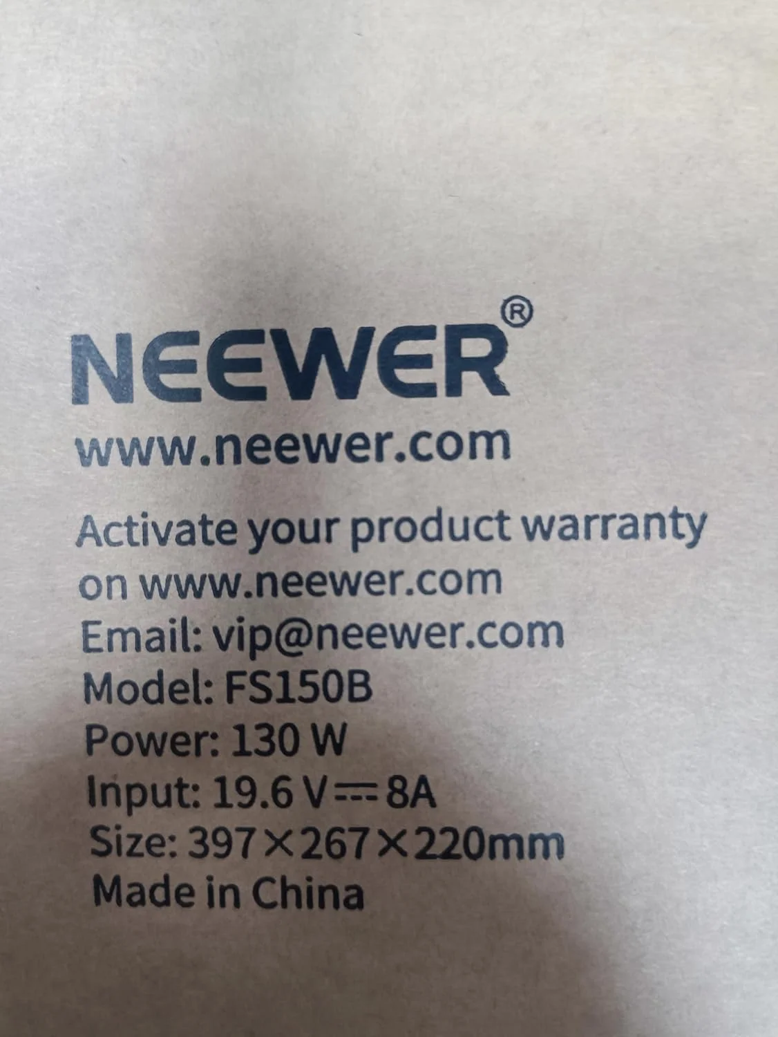 نور ویدئویی COB نیور FS150B 130W با کنترل از راه دور 2.4G/برنامه، نورپردازی مداوم LED دو رنگ، نور استودیویی Bowens Mount