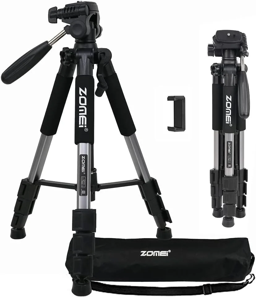 سه پایه دوربین ZoMei مدل Q111، سه پایه مسافرتی آلومینیومی انعطاف پذیر 55 اینچی با سر سه طرفه و نگهدارنده تلفن، برای عکاسی، یوتیوب، تلفن های هوشمند، دوربین ها و چراغ حلقه ای LED (نقره ای)