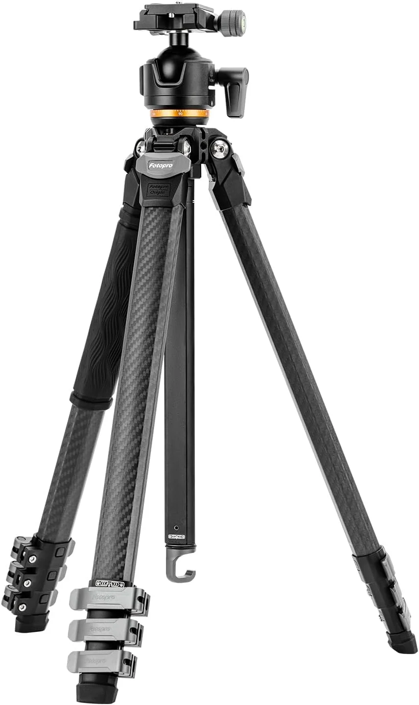 سه پایه فیبر کربنی فشرده Fotopro، پایه های پروفیلی 60 اینچی، سه پایه مسافرتی قابل حمل، سه پایه حرفه ای سنگین با حداکثر بار 33 پوند به همراه کیف ضد آب و هد توپی فوق العاده بزرگ، Fotopro Origin مشکی