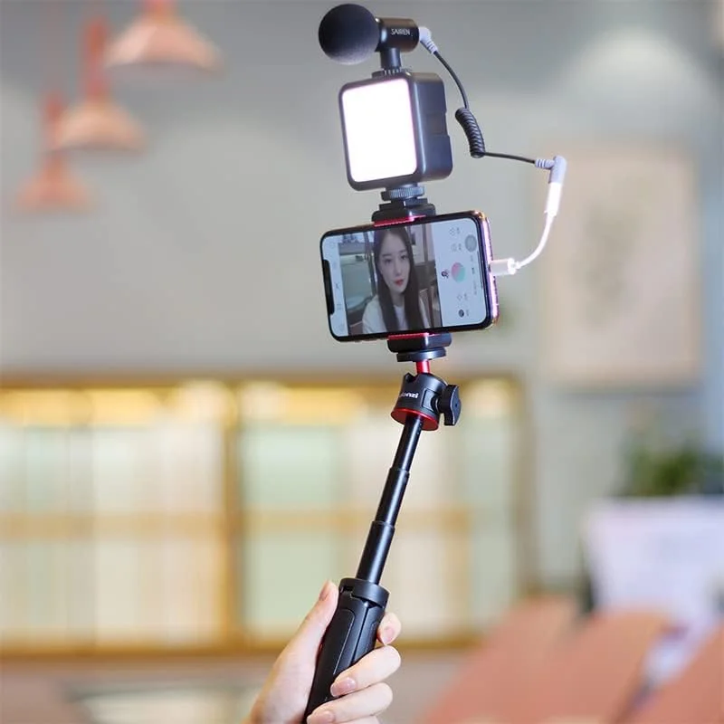 AECAM - کیت سه پایه قابل افزایش ULANZI ST-07 با نور ویدئویی LED قابل تنظیم، مناسب برای تولید محتوای ویدیویی، کنفرانس آنلاین و پخش زنده در یوتیوب (خاکستری) AECAM - کیت سه پایه قابل افزایش ULANZI ST-07 با نور ویدئویی LED قابل تنظیم، مناسب برای تولید محتوای ویدیویی، کنفرانس آنلاین و پخش زنده در یوتیوب (خاکستری)