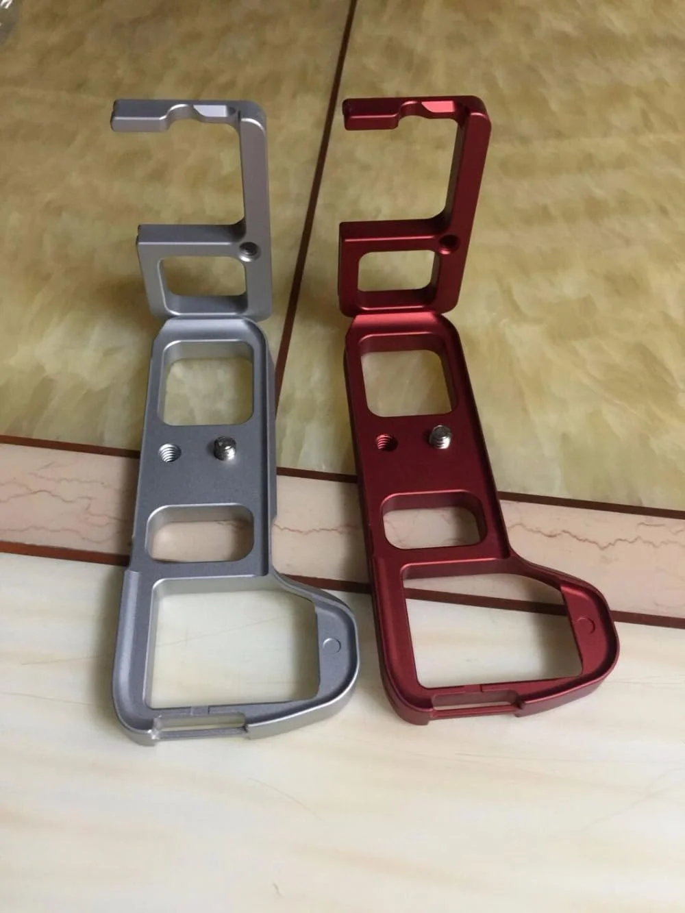 AECAM - براکت نوع L عمودی حرفه ای A7R2 A7II A7RII A7S2، صفحه رهاسازی سریع سه پایه، دسته گریپ پایه، Androids ILCE-9 A9 A7RIII A7III (قرمز A7R2 A7II A7RII) AECAM - براکت نوع L عمودی حرفه ای A7R2 A7II A7RII A7S2، صفحه رهاسازی سریع سه پایه، دسته گریپ پایه، Androids ILCE-9 A9 A7RIII A7III (قرمز A7R2 A7II A7RII)