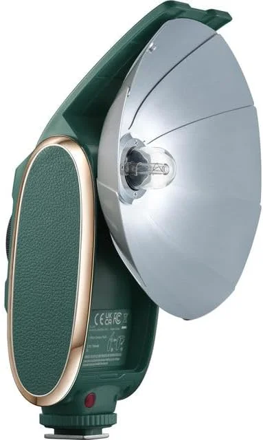 فلاش دوربین رترو گودوکس Lux Senior با دمای رنگی 6000±200K، عدد راهنمای 14، باتری 1700mAh، حالت خودکار/دستی، سازگار با دوربین های اندروید، کانن، نیکون، فوجی، المپوس و پنتاکس (سبز تیره) فلاش دوربین رترو گودوکس Lux Senior با دمای رنگی 6000±200K، عدد راهنمای 14، باتری 1700mAh، حالت خودکار/دستی، سازگار با دوربین های اندروید، کانن، نیکون، فوجی، المپوس و پنتاکس (سبز تیره)