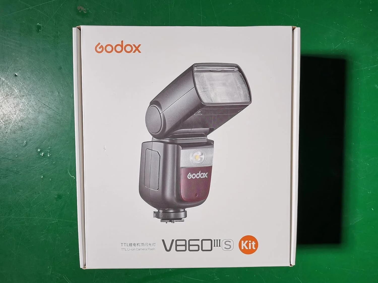 فلاش اسپیدلایت دوربین گودکس V860III-S برای سونی، فلاش TTL روی دوربین با باتری لیتیوم-یونی 7.2 ولت/2600 میلی آمپر ساعت، همگام سازی پرسرعت 2.4G، سازگار با دوربین های سونی