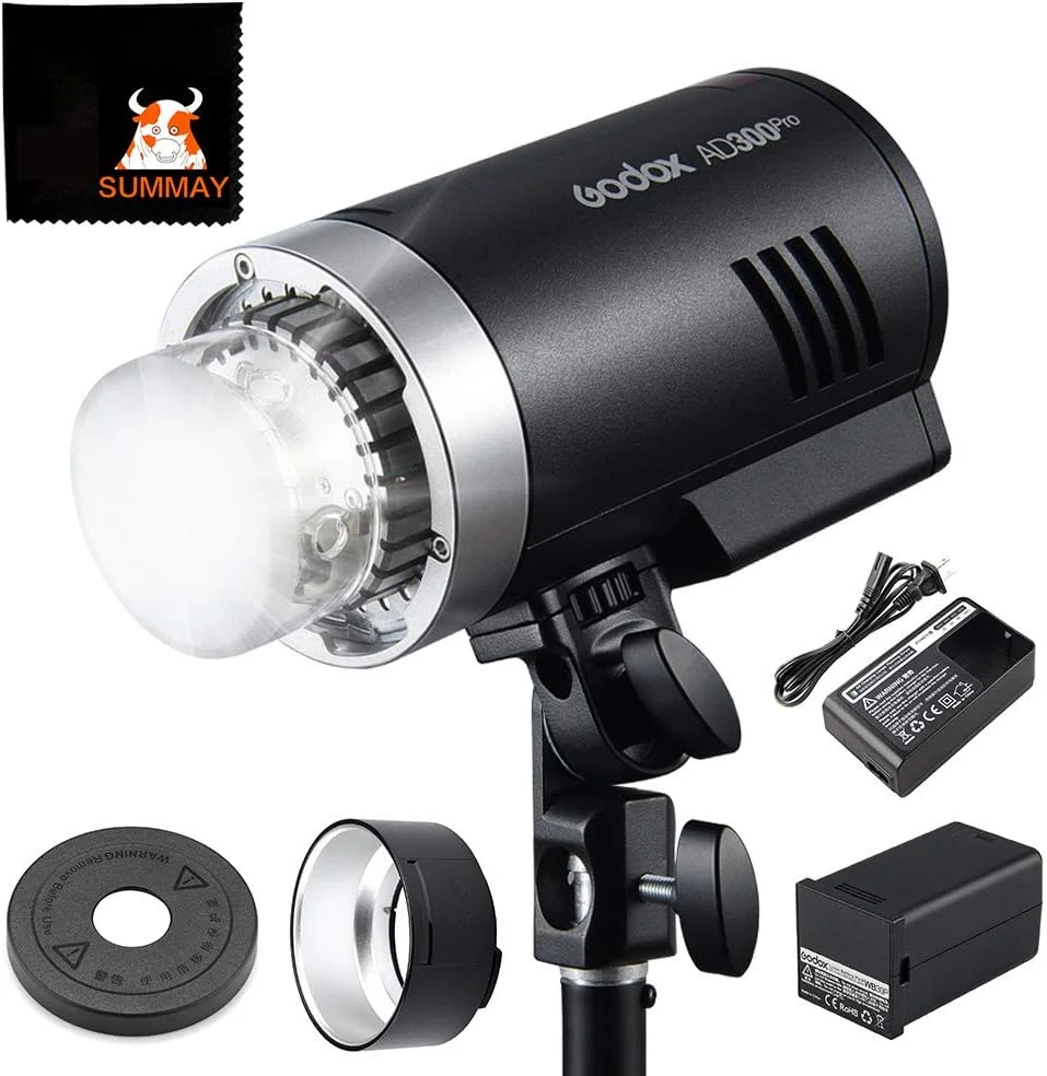 فلاش استروب بیرونی گودوکس AD300PRO 300W TTL 1/8000 HSS با باتری قابل شارژ 2600mAh و سرعت بازیافت سریع 0.01-1.5 ثانیه (AD300PRO)