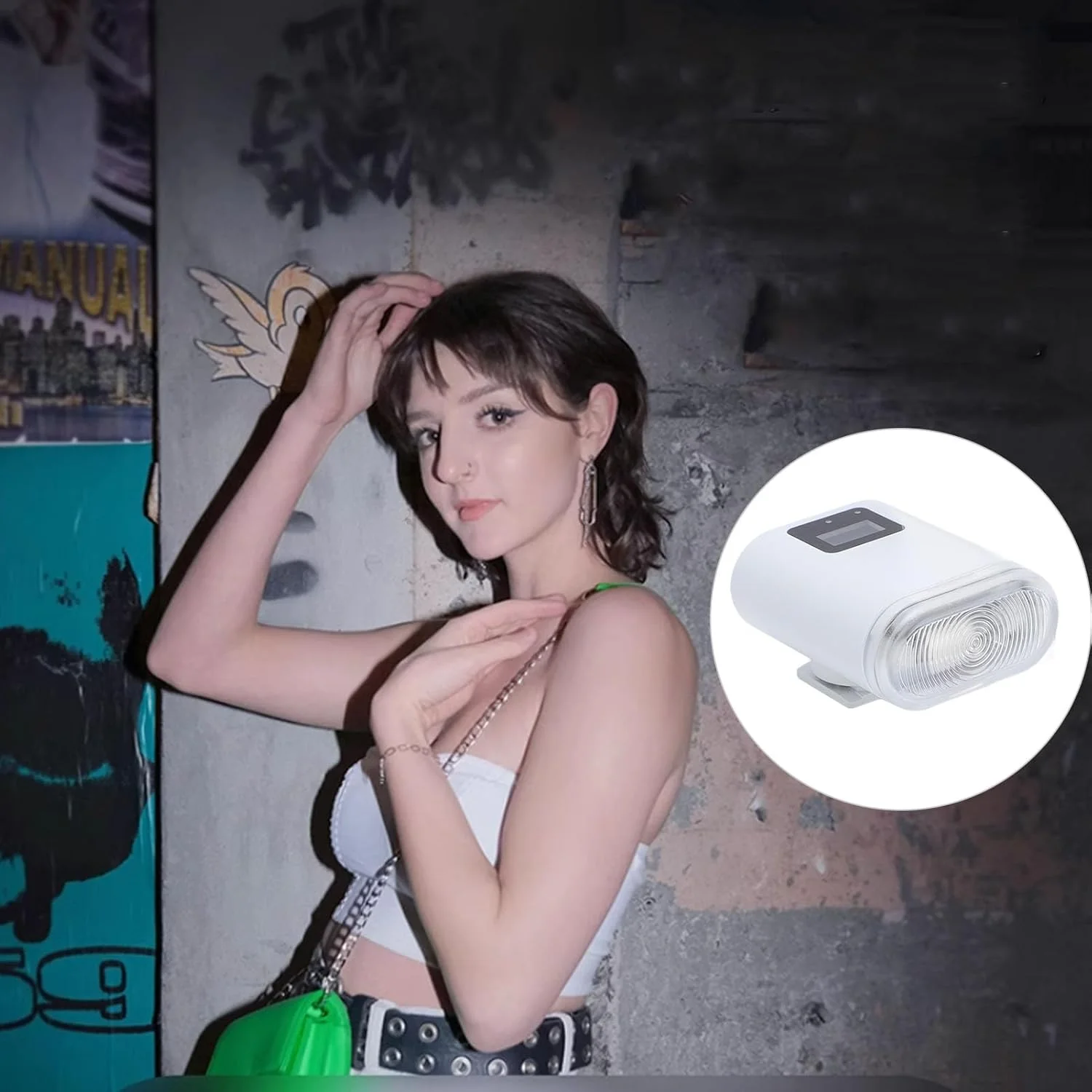 فلاش دوربین با پایه اتصال کفشکی، فلاش قابل شارژ 5600K با روشنایی بالا دارای صفحه نمایش داخلی، 8 سطح تنظیم روشنایی 3.7 ولت مناسب برای عکاسی مسافرتی