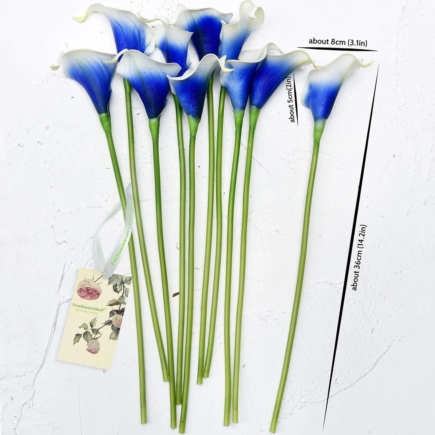 دسته گل عروس گل شیپوری لمس واقعی فایو سیزن استاف | چیدمان گل | 15 گل شیپوری (سفید ابریشمی و آبی تیره) دسته گل عروس گل شیپوری لمس واقعی فایو سیزن استاف | چیدمان گل | 15 گل شیپوری (سفید ابریشمی و آبی تیره)