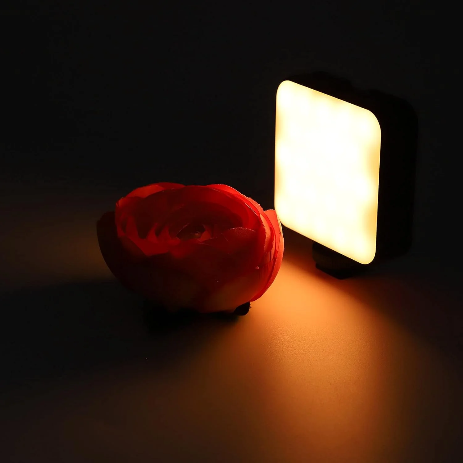 نور حلقه ای سلفی، چراغ های عکاسی RGB قابل شارژ 2000 میلی آمپر ساعتی، 360 درجه تمام رنگی برای آرایش سلفی، پخش زنده و فیلمبرداری