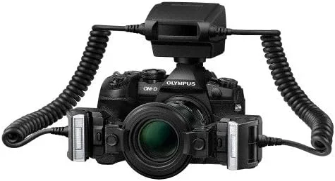 فلاش انبری Olympus STF-8 برای OM-D و Pen مشکی