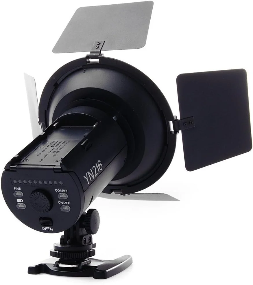 نور ویدئویی استودیویی LED حرفه ای Yongnuo مدل YN216