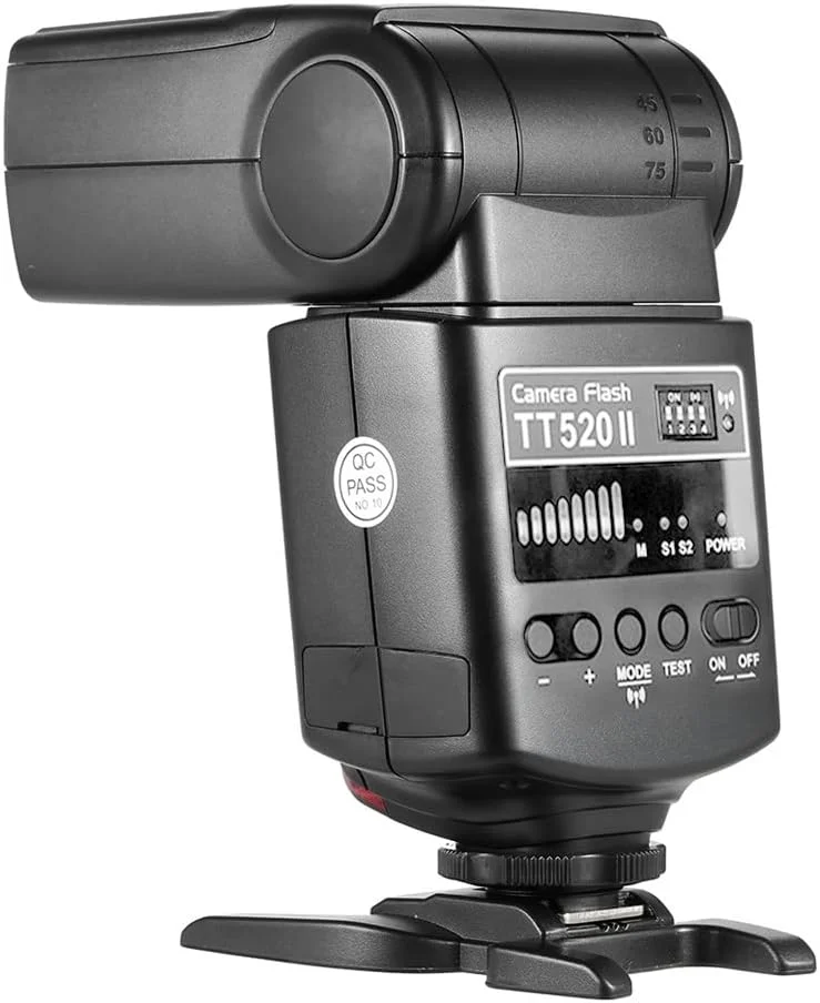 فلاش اسپیدلایت الکترونیکی یونیورسال گودکس TT520Ⅱ روی دوربین + فرستنده تریگر وایرلس AT-16 2.4G با عدد راهنمای 33 و حالت های S1 S2 جایگزین برای کانن نیکون پنتاکس